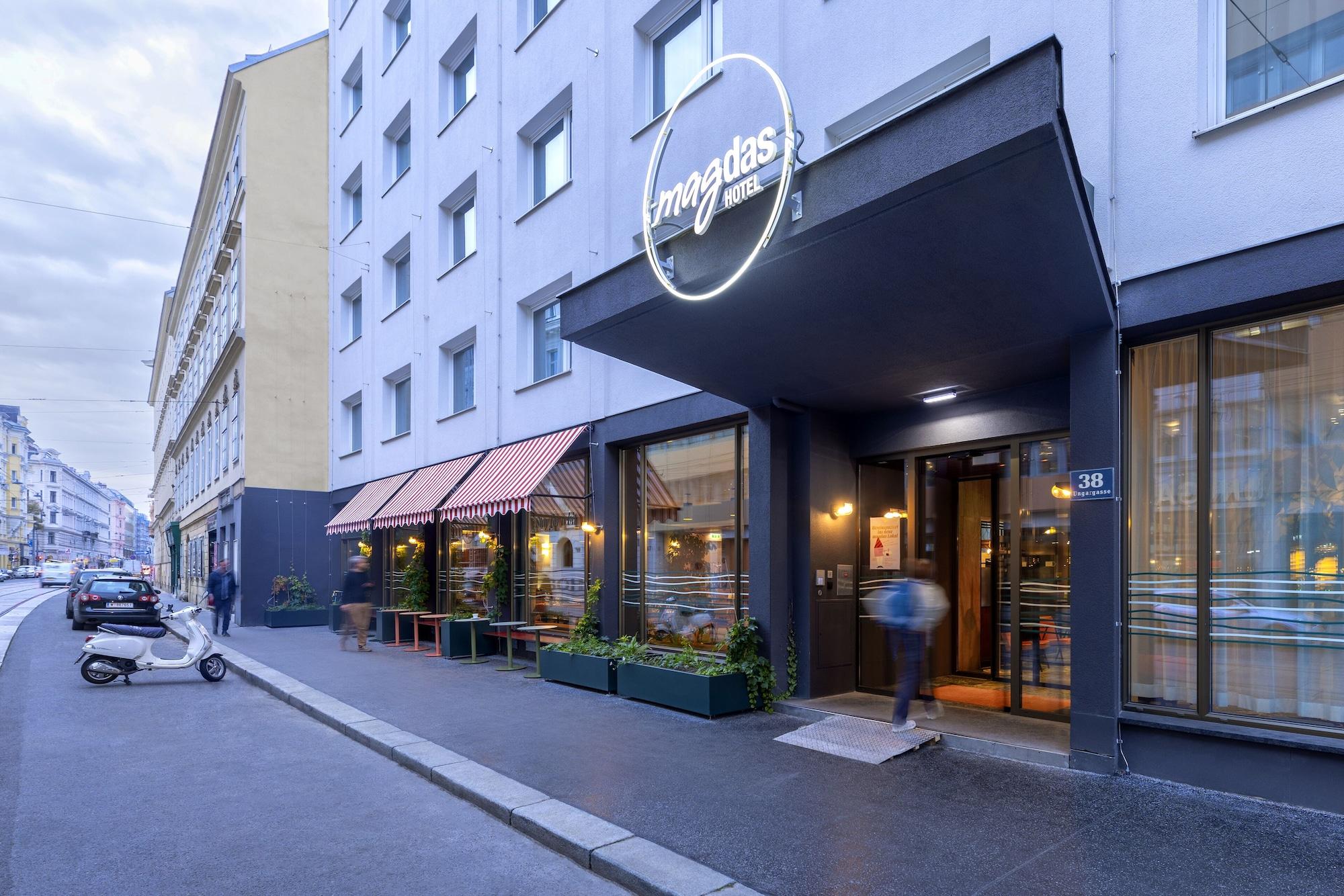 Vista Exterior magdas HOTEL Vienna City