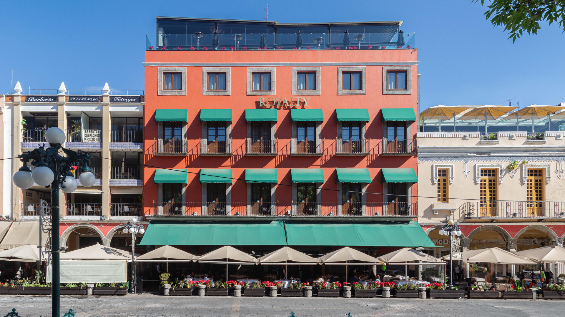 Vista Exterior voco Royalty Puebla Downtown by IHG