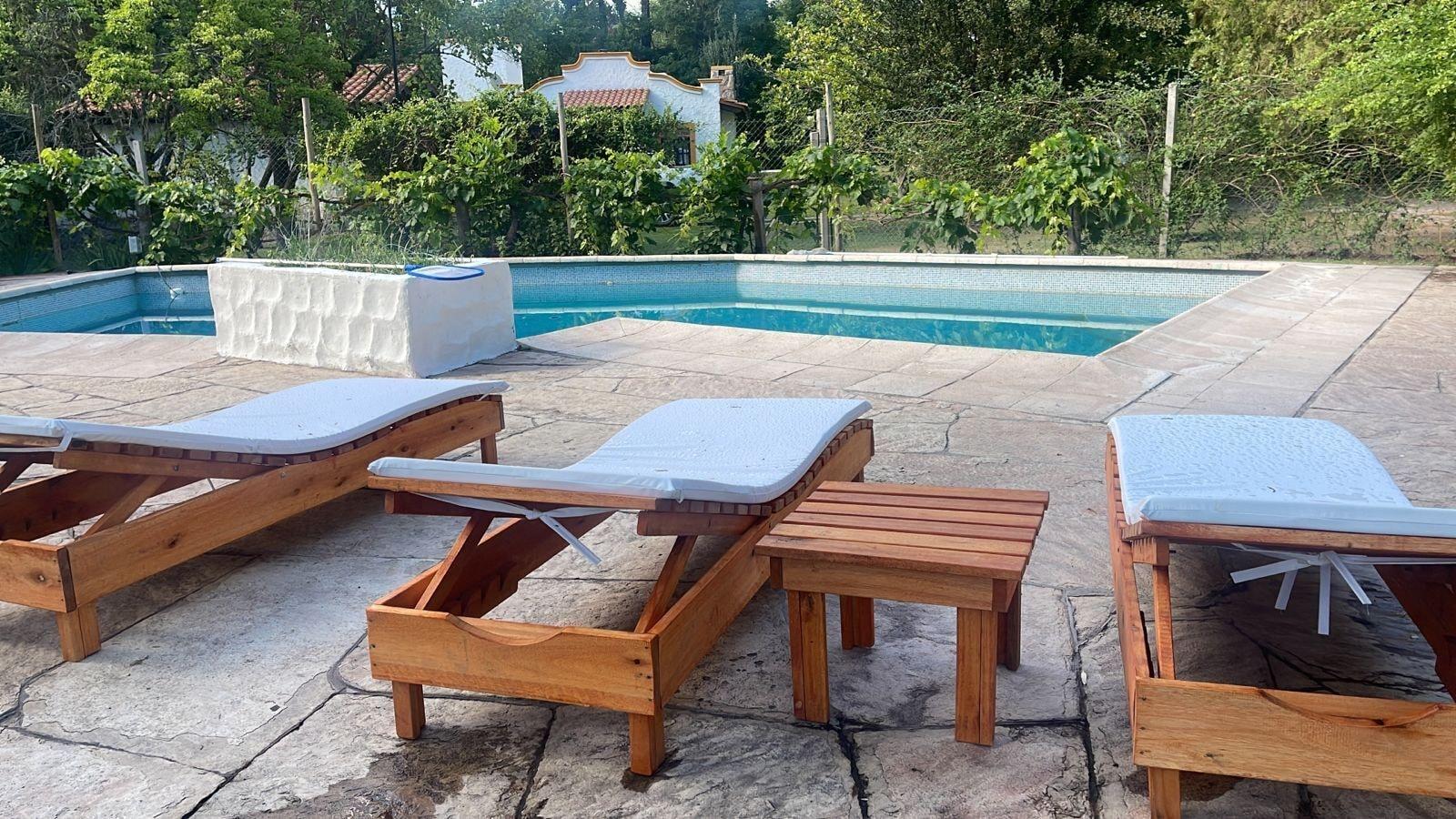 Vista Piscina Terra Campo Posada