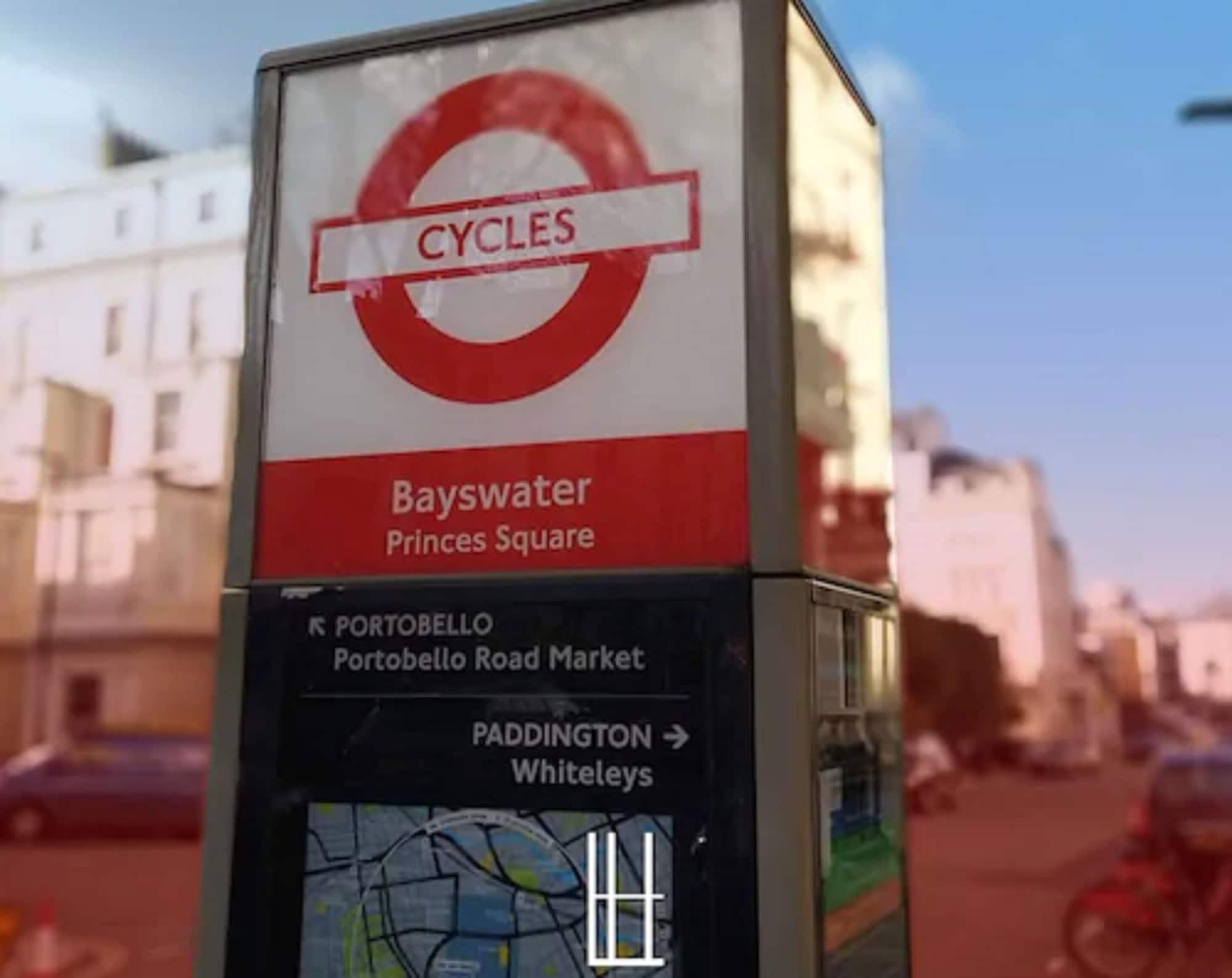 Varios London House Hotel