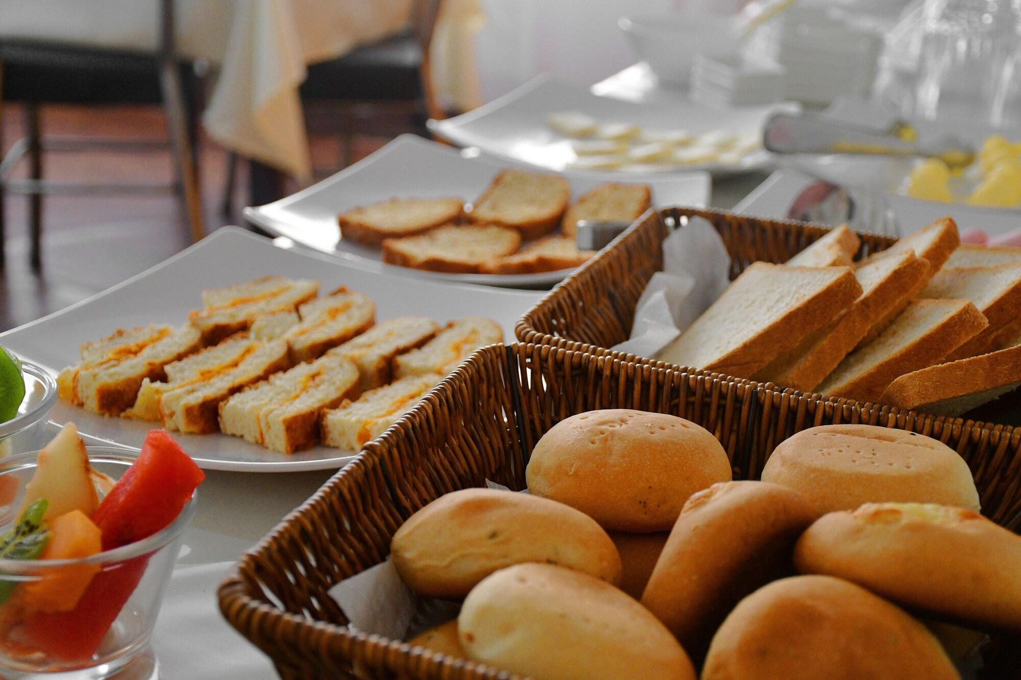 Restaurant EXPRESS HOTEL