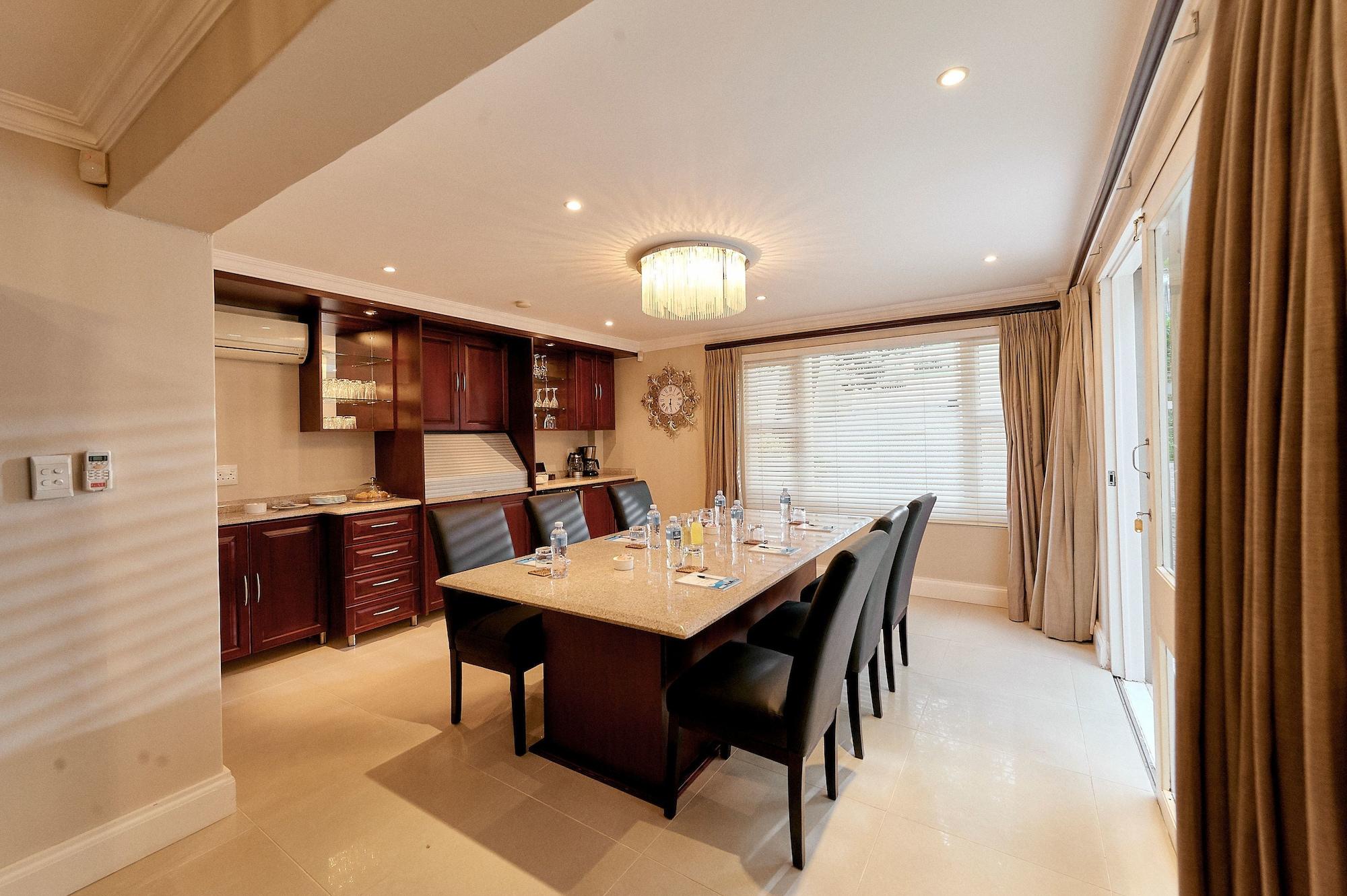 Sala de Reuniones Forest Manor Boutique Guesthouse