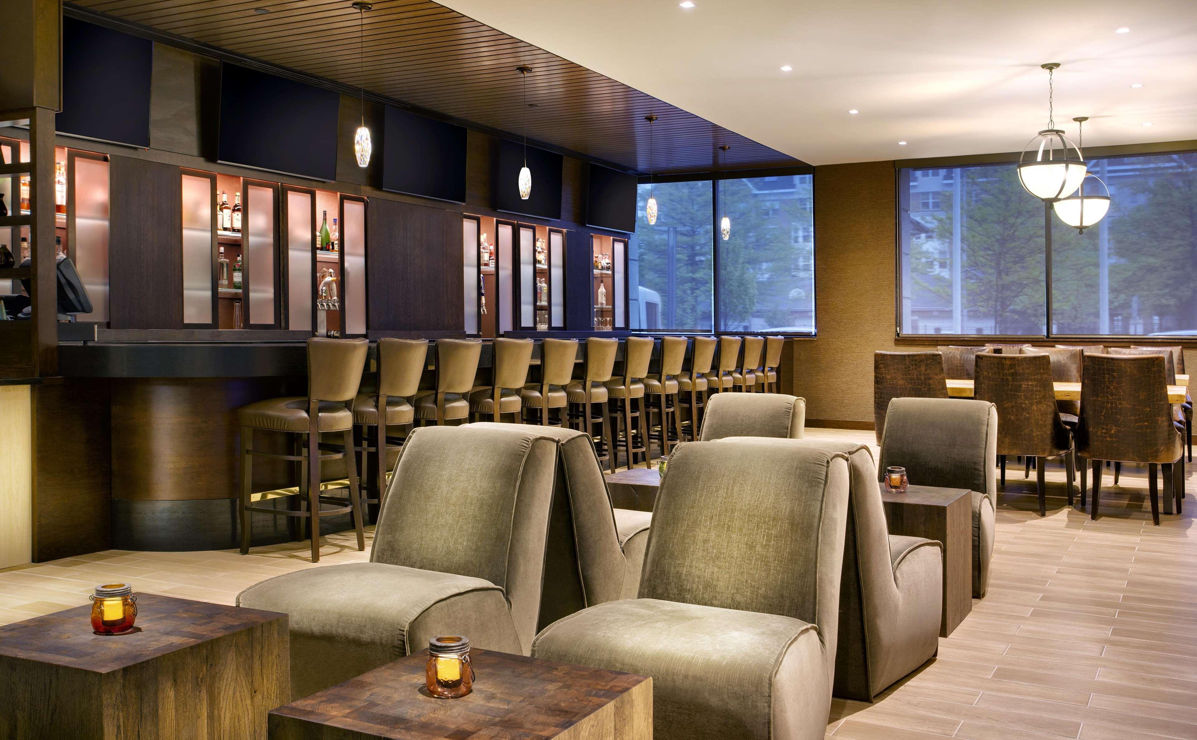 Bar/Salón DoubleTree by Hilton Hotel & Suites Jersey City