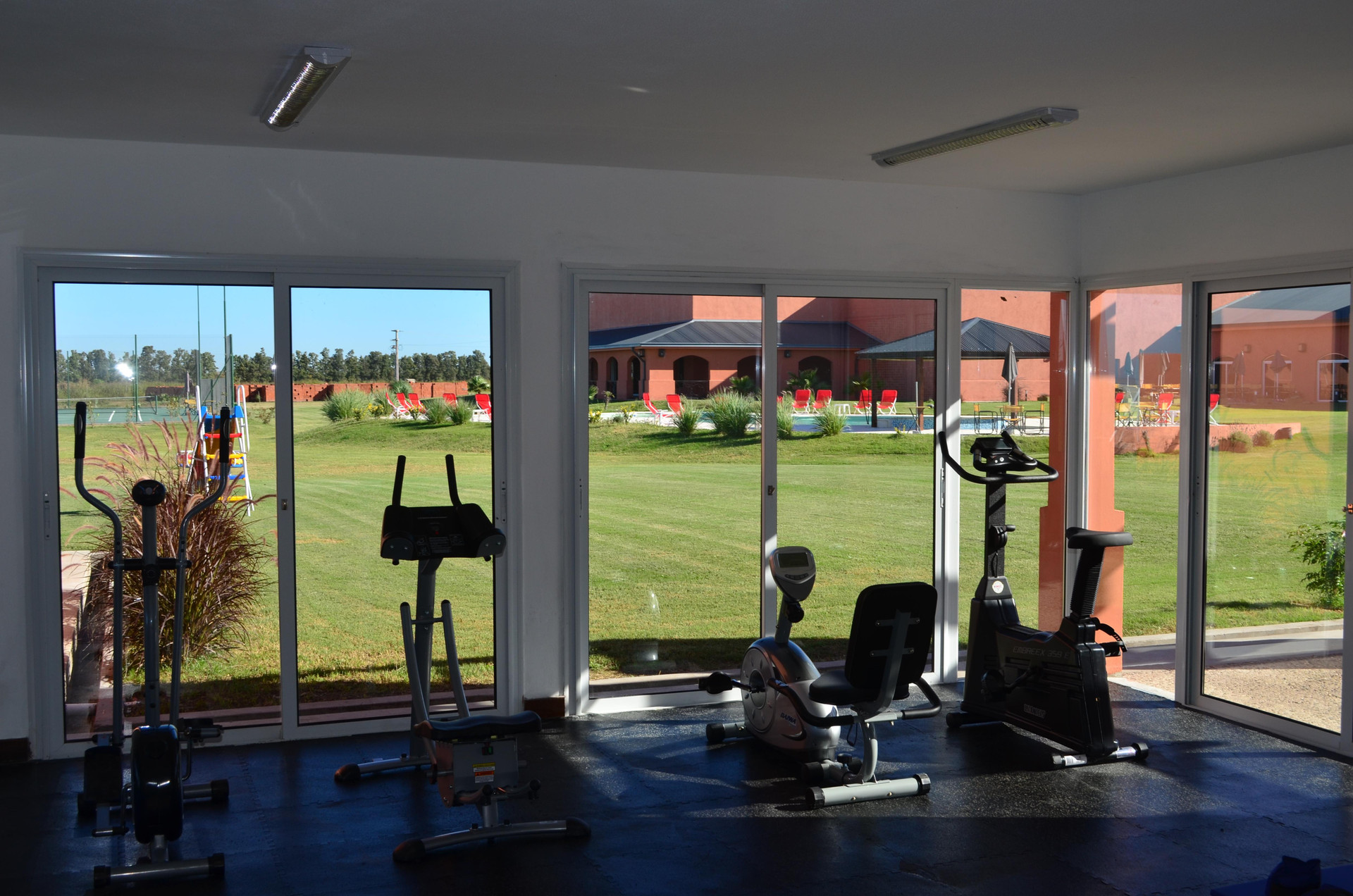 Gimnasio Nawan Resort Serrano