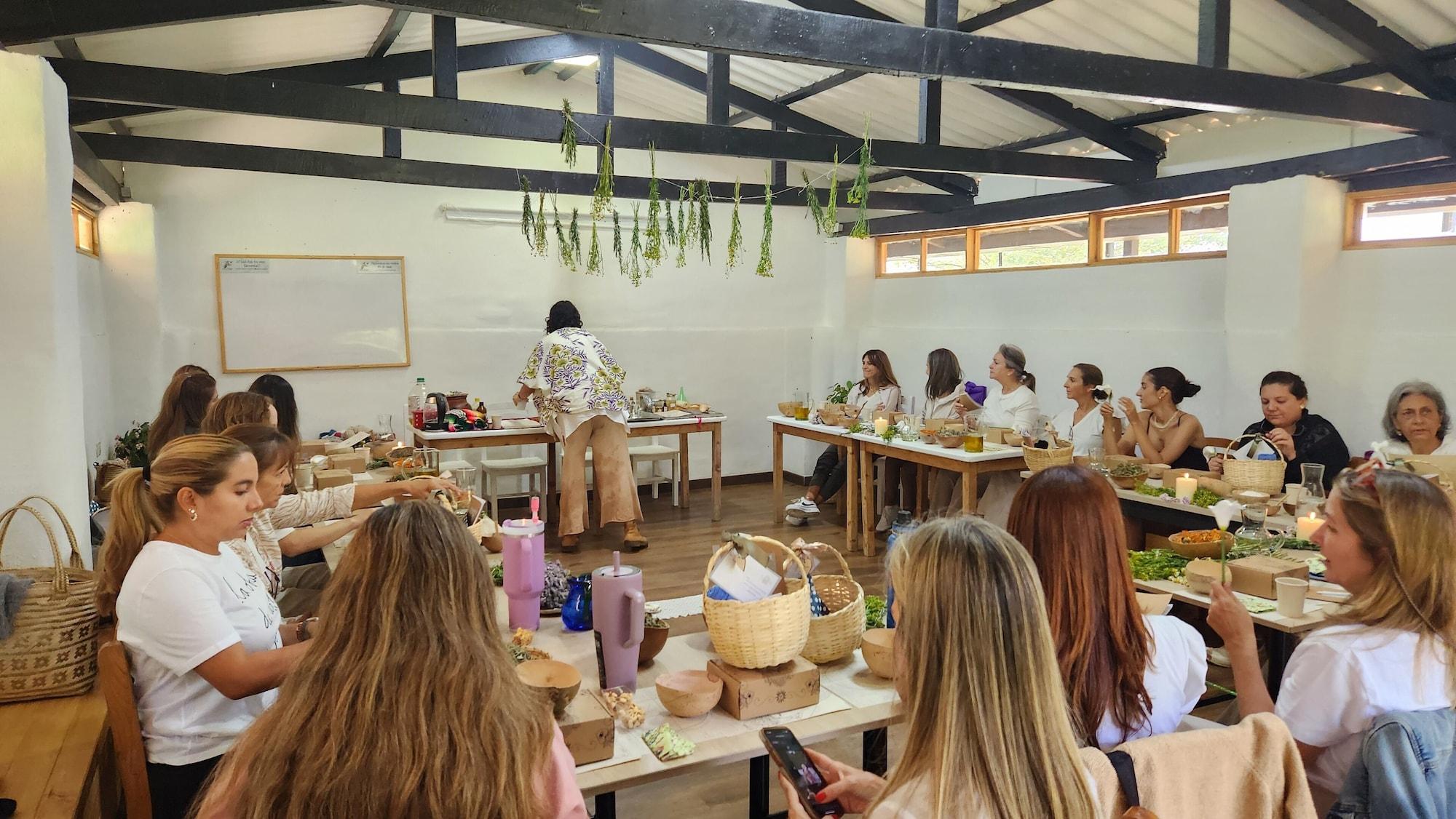 Sala de Reuniones San Felipe Lodge Birding & Wellness