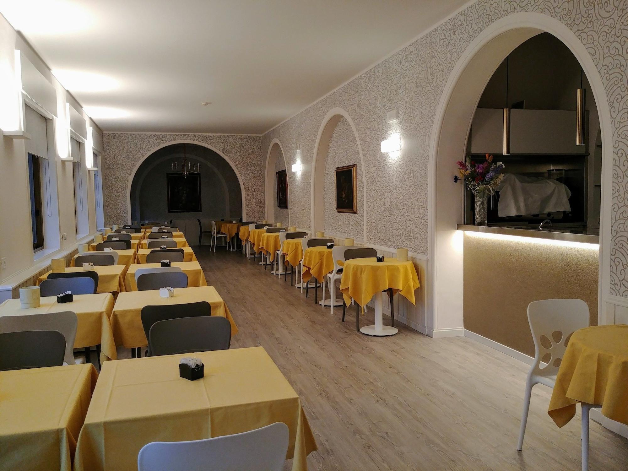 Bar/lounge Vittoria Orlandini