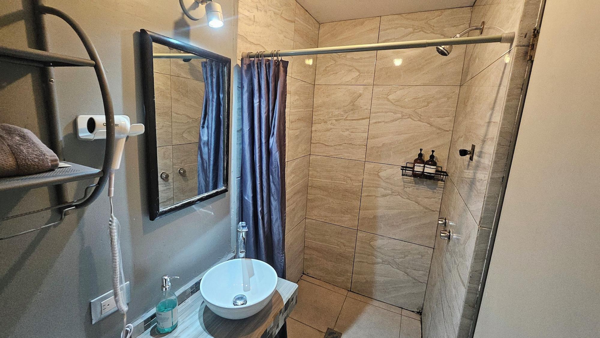 Equipamiento de Habitación Agua Azul by tuhost