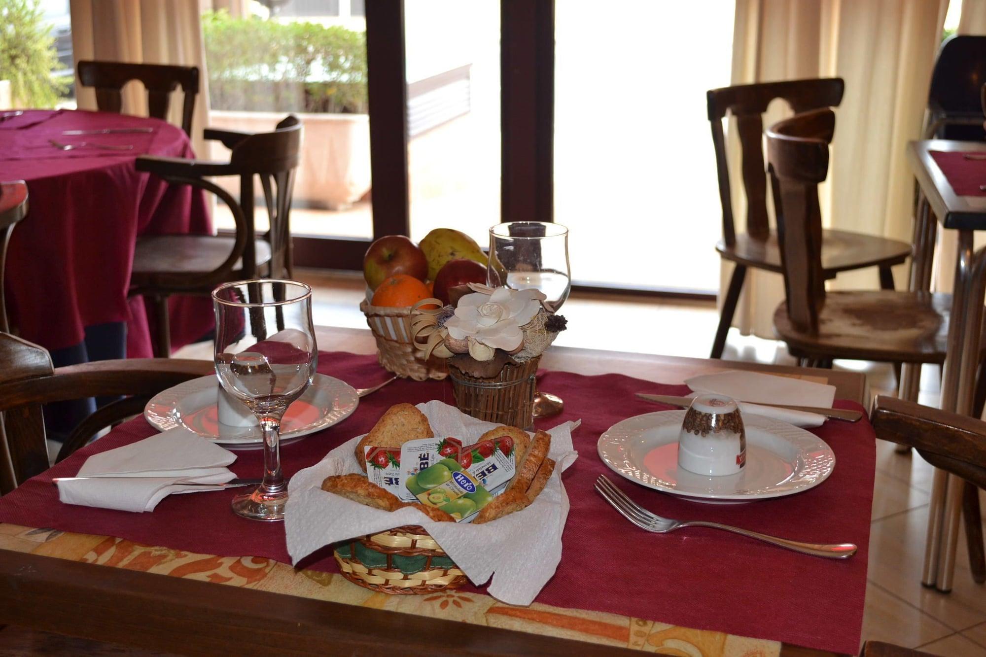 Restaurant Portocanet Complejo Turístico