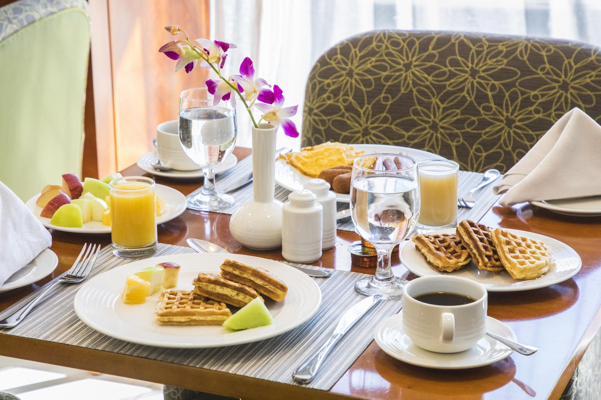 Restaurant Savoy Crest Hotel Apartments