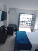 Alquiler Vacacional - Hermoso Apartamento Amplio 140 Mts2 con Terraza y Balcones. Parqueadero Privado