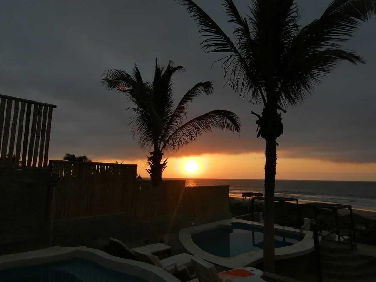 Vista Piscina Makani