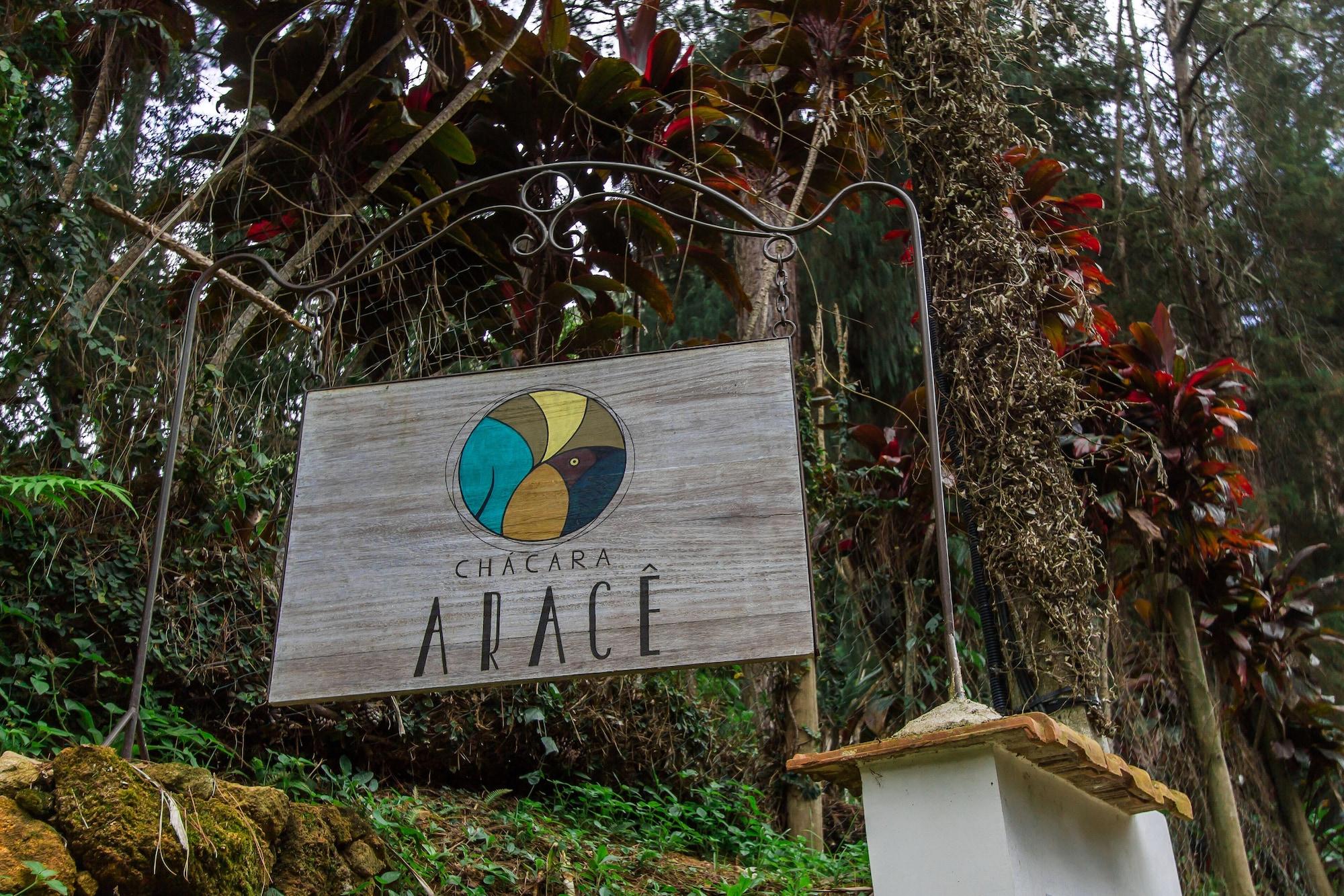 Vista Exterior Pousada Chácara Aracê