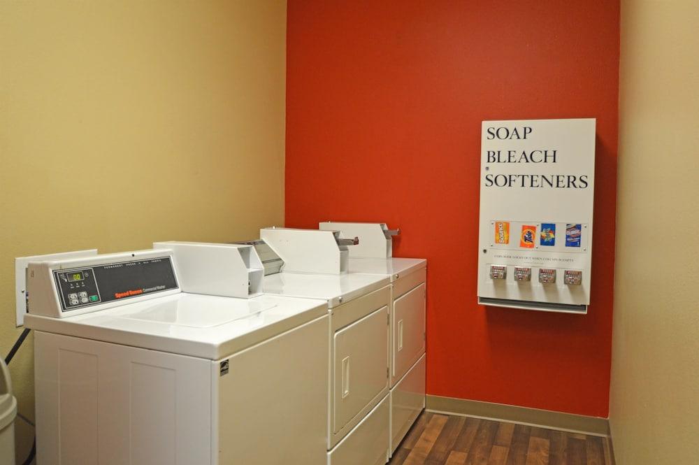 Varios Extended Stay America Suites Anchorage Downtown
