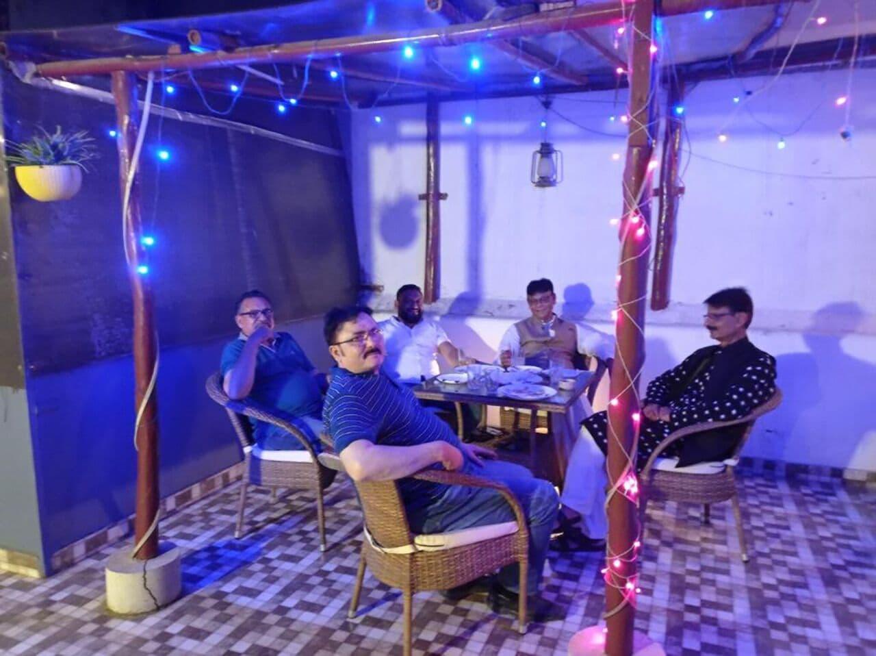 Bar/Salón Maplewood Stay