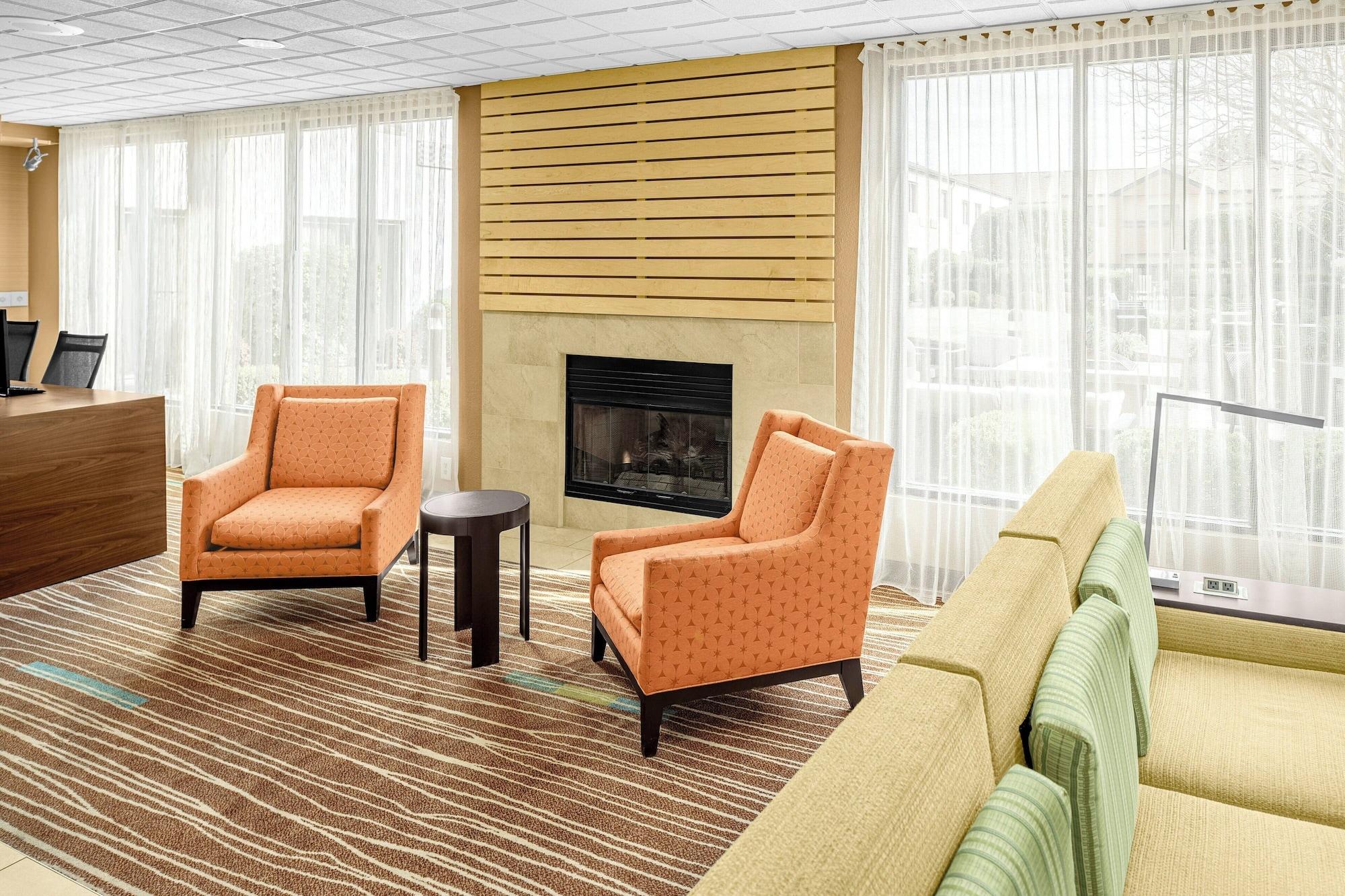 Vista Lobby Courtyard by Marriott Wilmington / Wrightsville Beach
