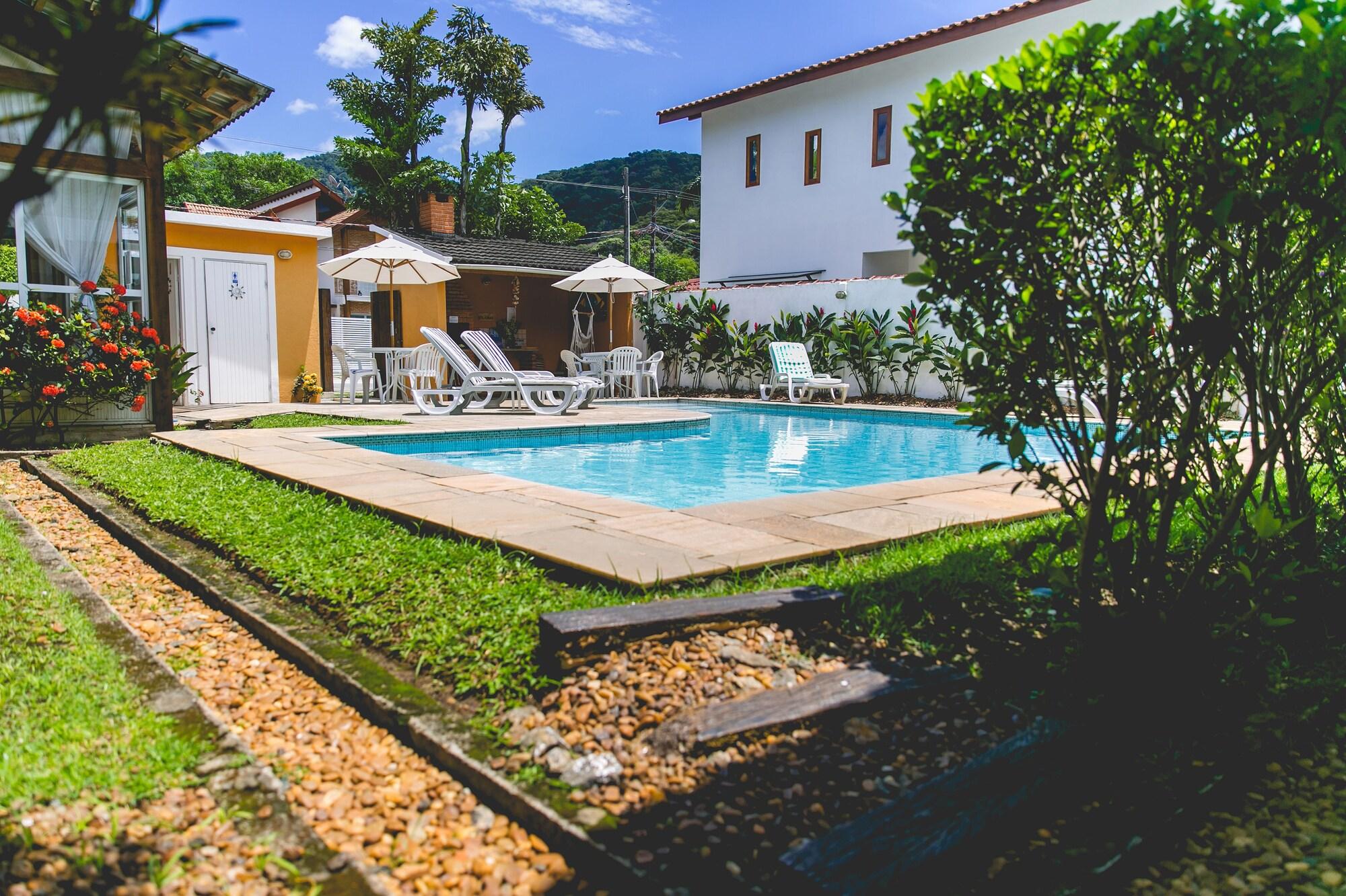 Vista Piscina Pousada Rosa dos Ventos Juquehy