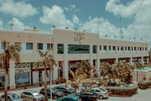 Sky Inn Hotel