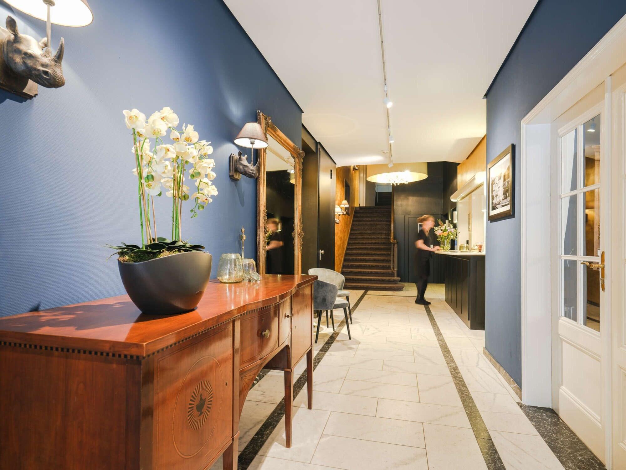 Vista Lobby Hotel SONATA