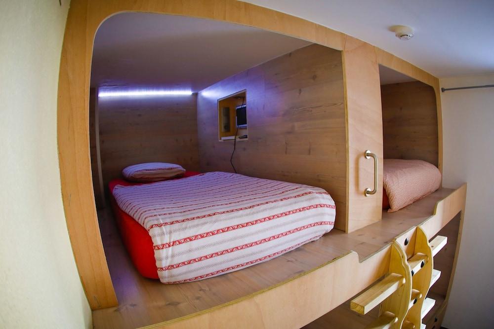 Hotel Hostel One Paralelo