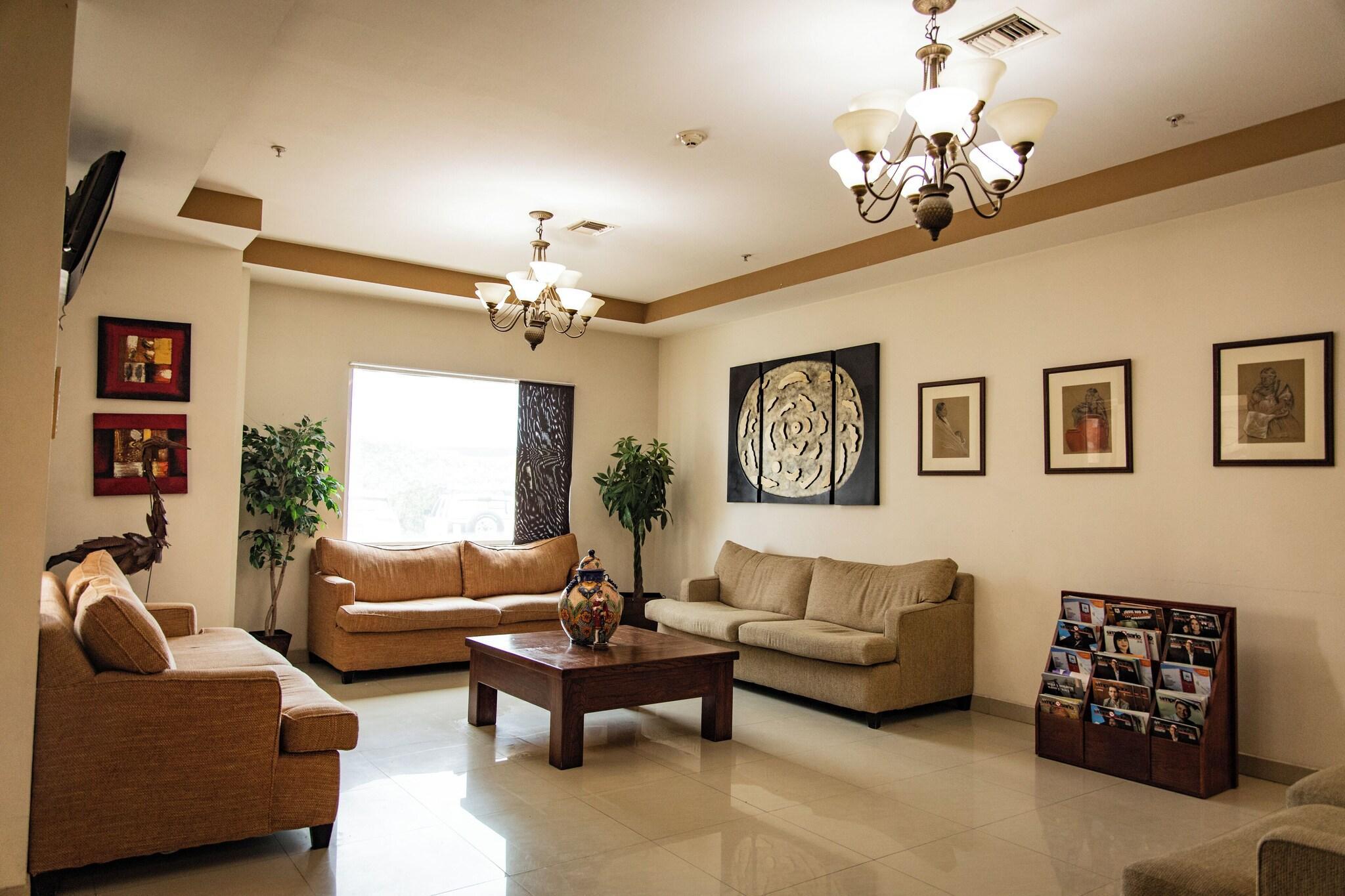 Vista Lobby Hotel Conquistador Inn By US Consulate