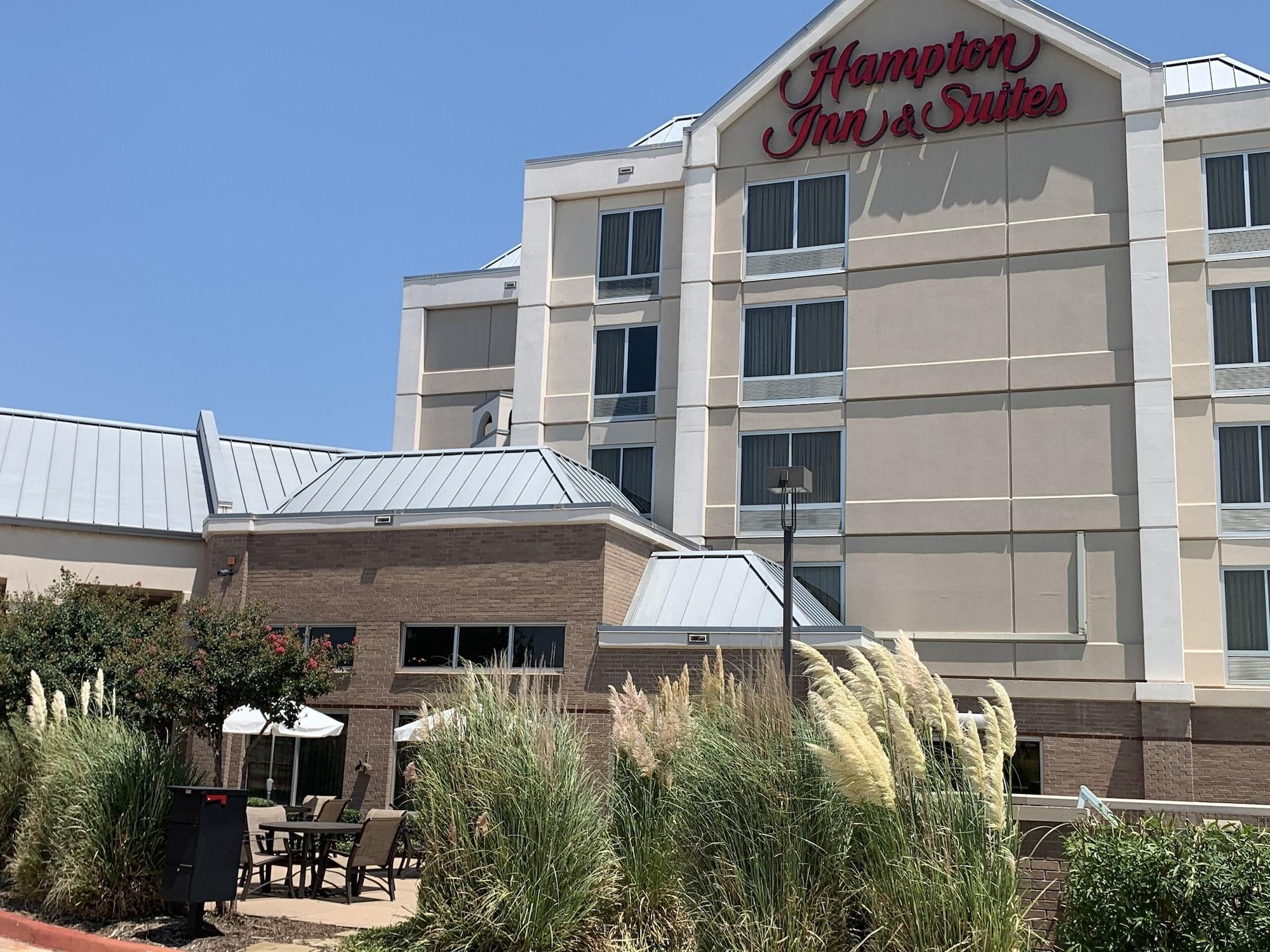 Vista Exterior Hampton Inn & Suites N. Ft. Worth-Alliance Airport