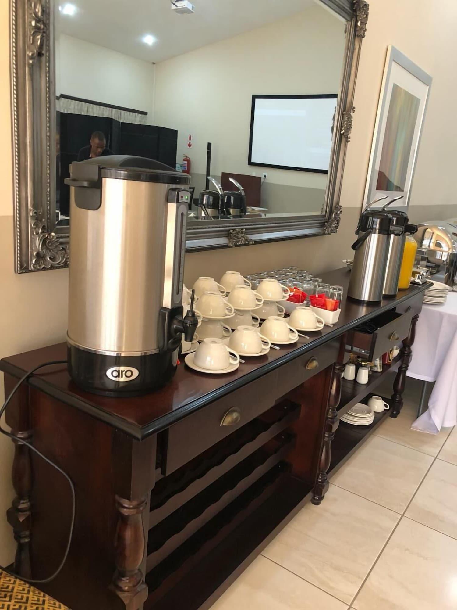 Restaurant The Clan Guest House