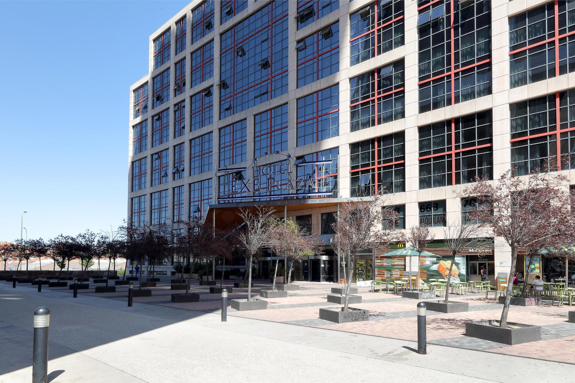 Vista Exterior Hotel Exe Plaza