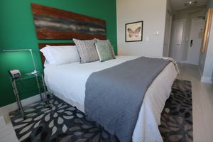 Alquiler Temporario - Renovated 21st Fl. Private Unit Located in Coconut Grove Hotel!