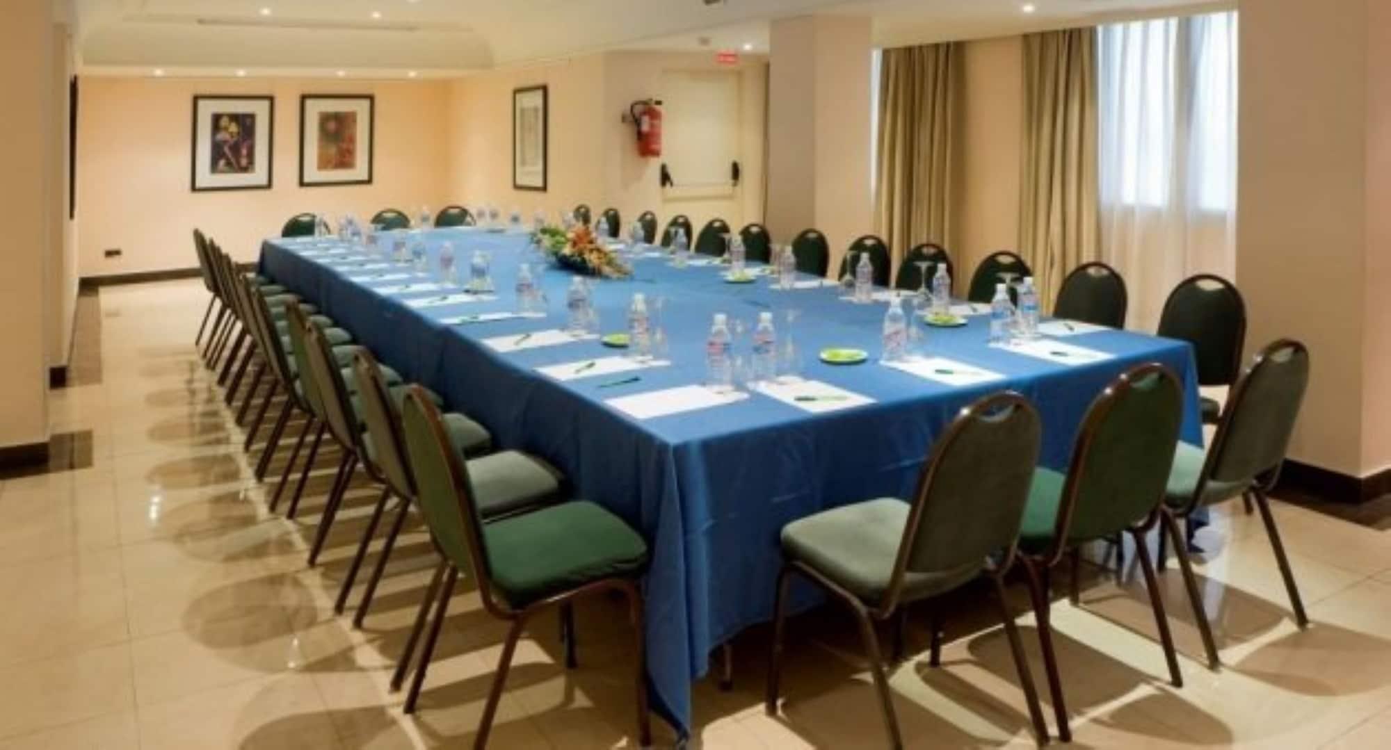 Sala de Reuniones Hotel Los Bracos