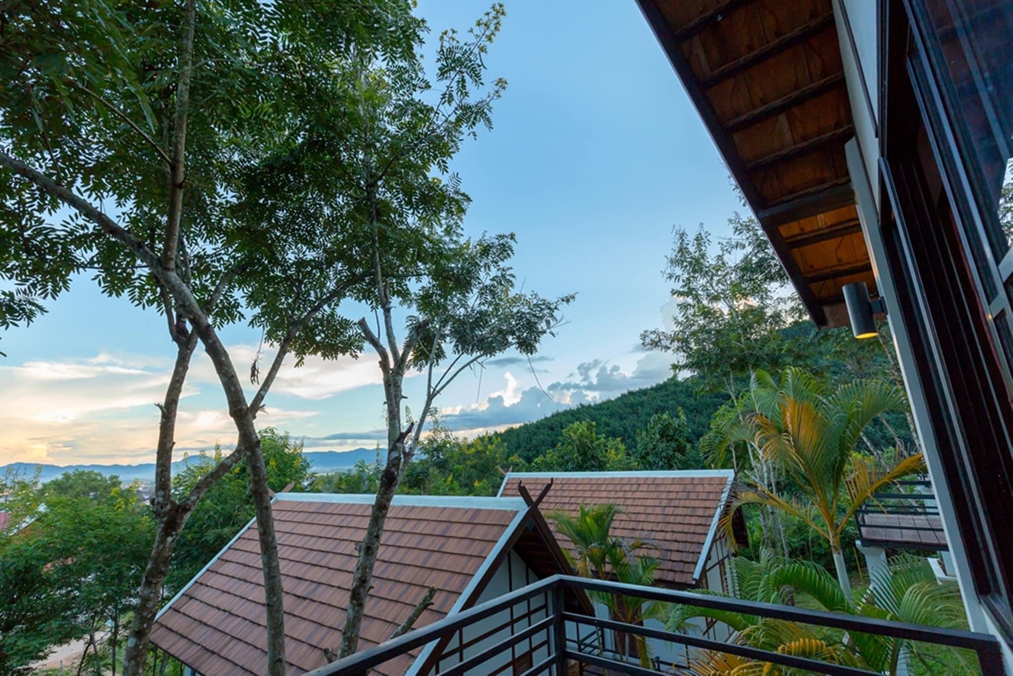 Vista Exterior Pou Villa