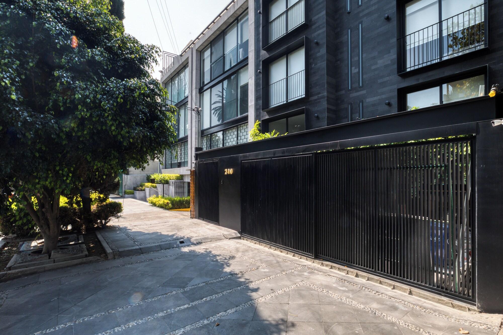 Vista Exterior ULIV Edgar Allan Poe