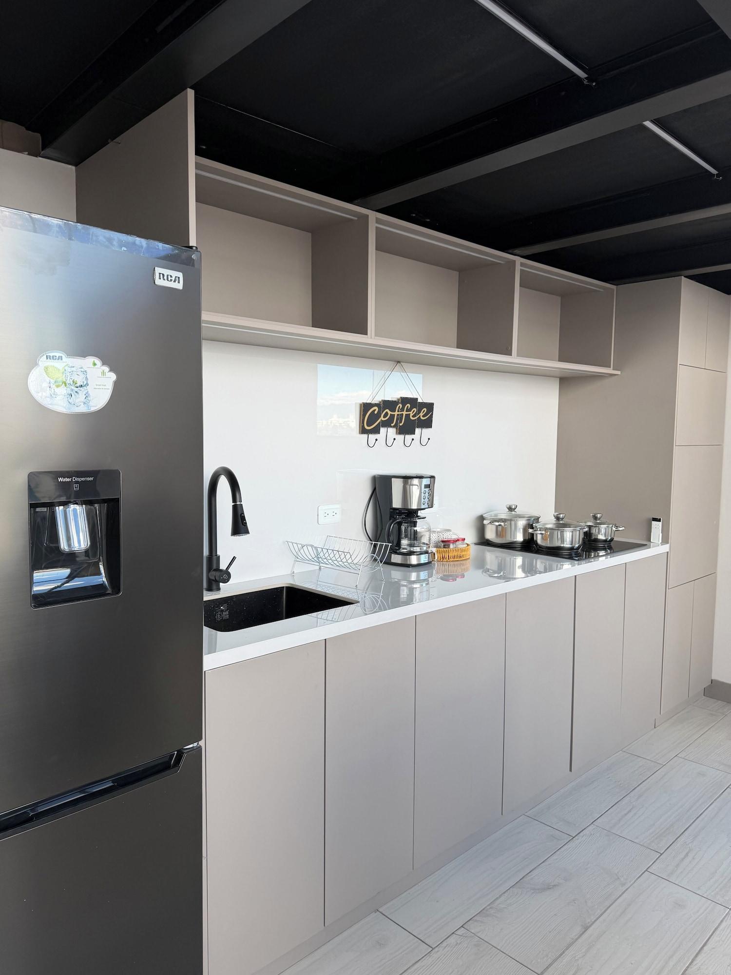 Equipamiento de Habitación Suite moderna totalmente amoblada