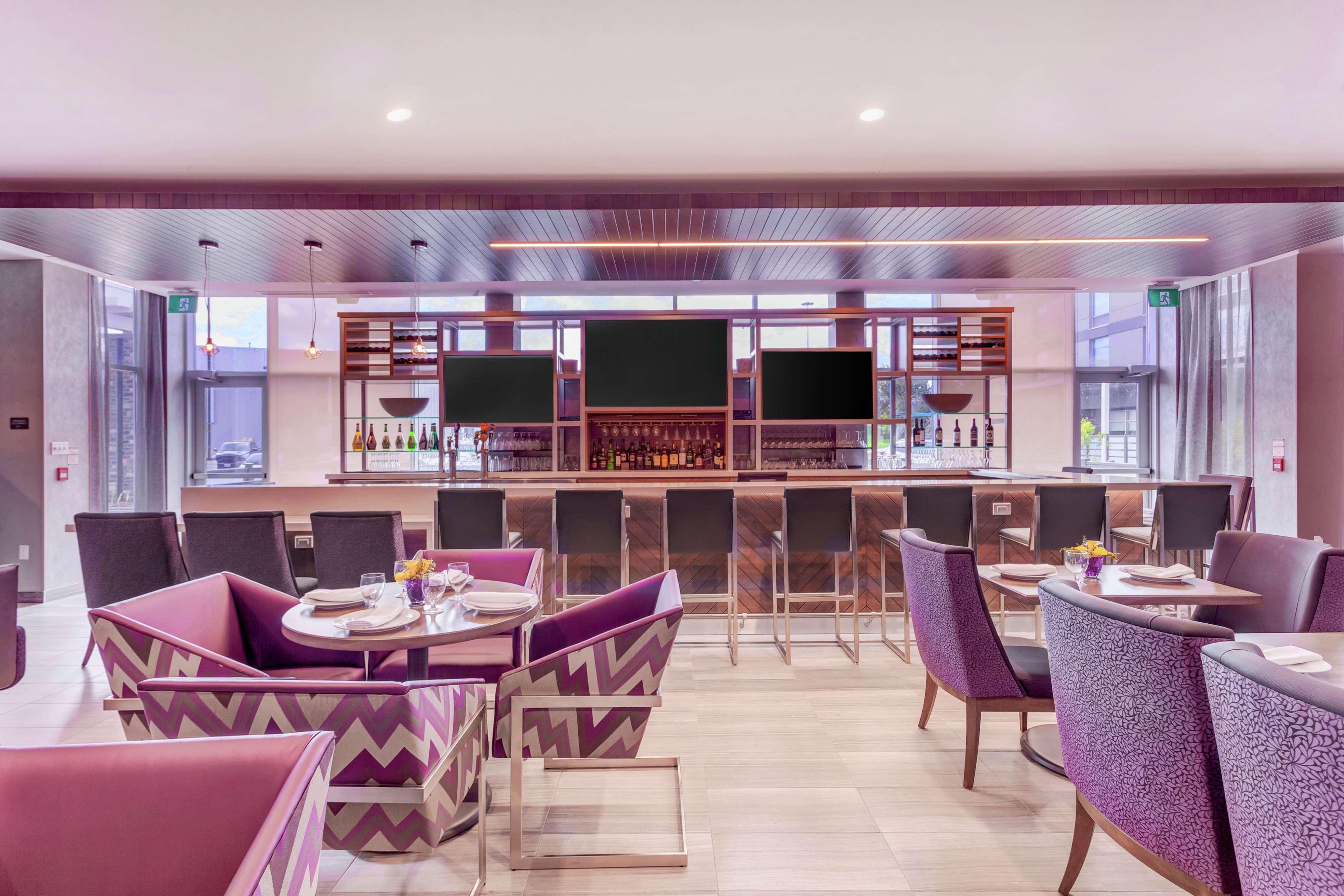 Bar/Salón Hilton Garden Inn Toronto Brampton West