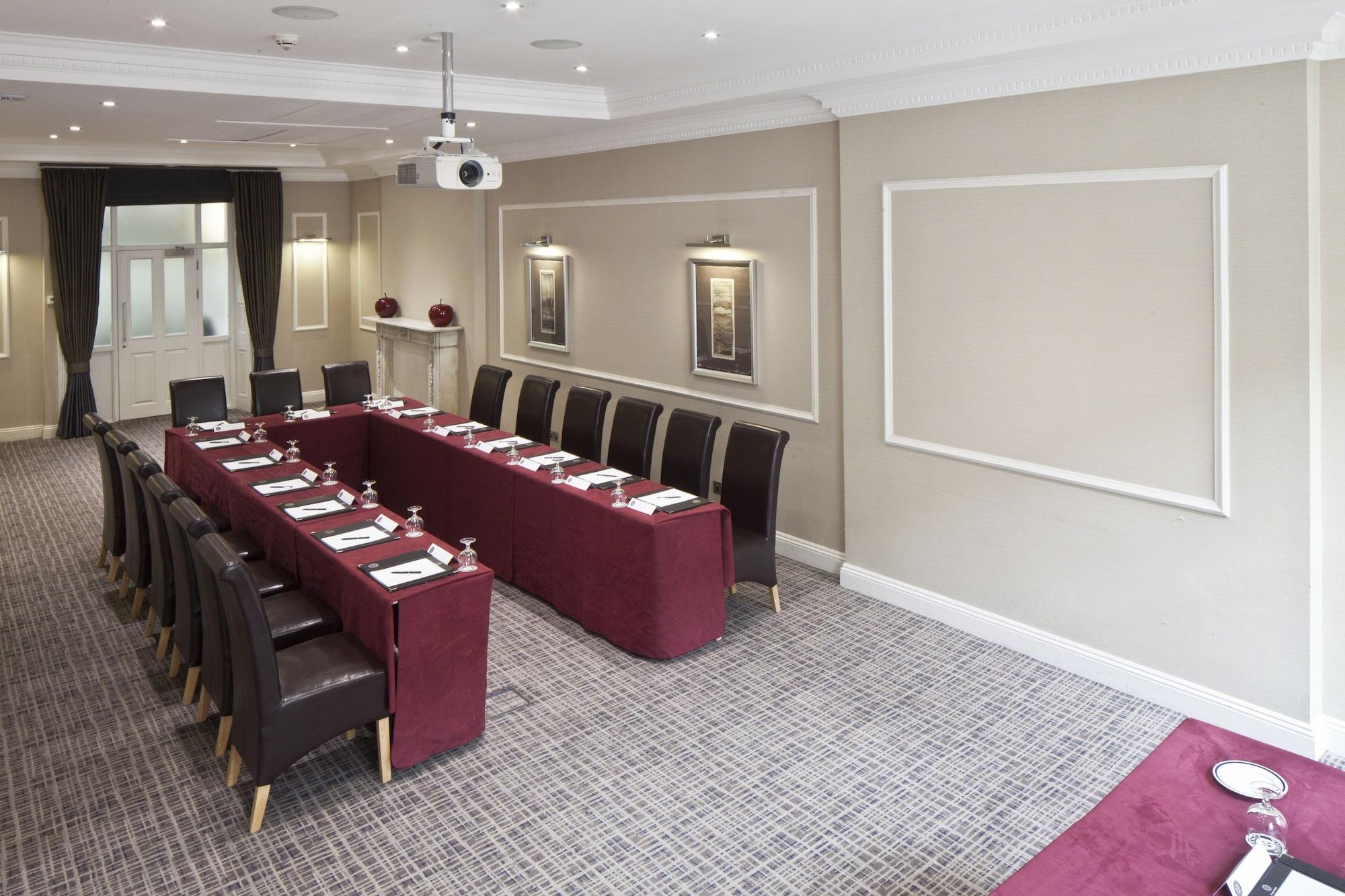 Sala de Reuniones Grange Beauchamp
