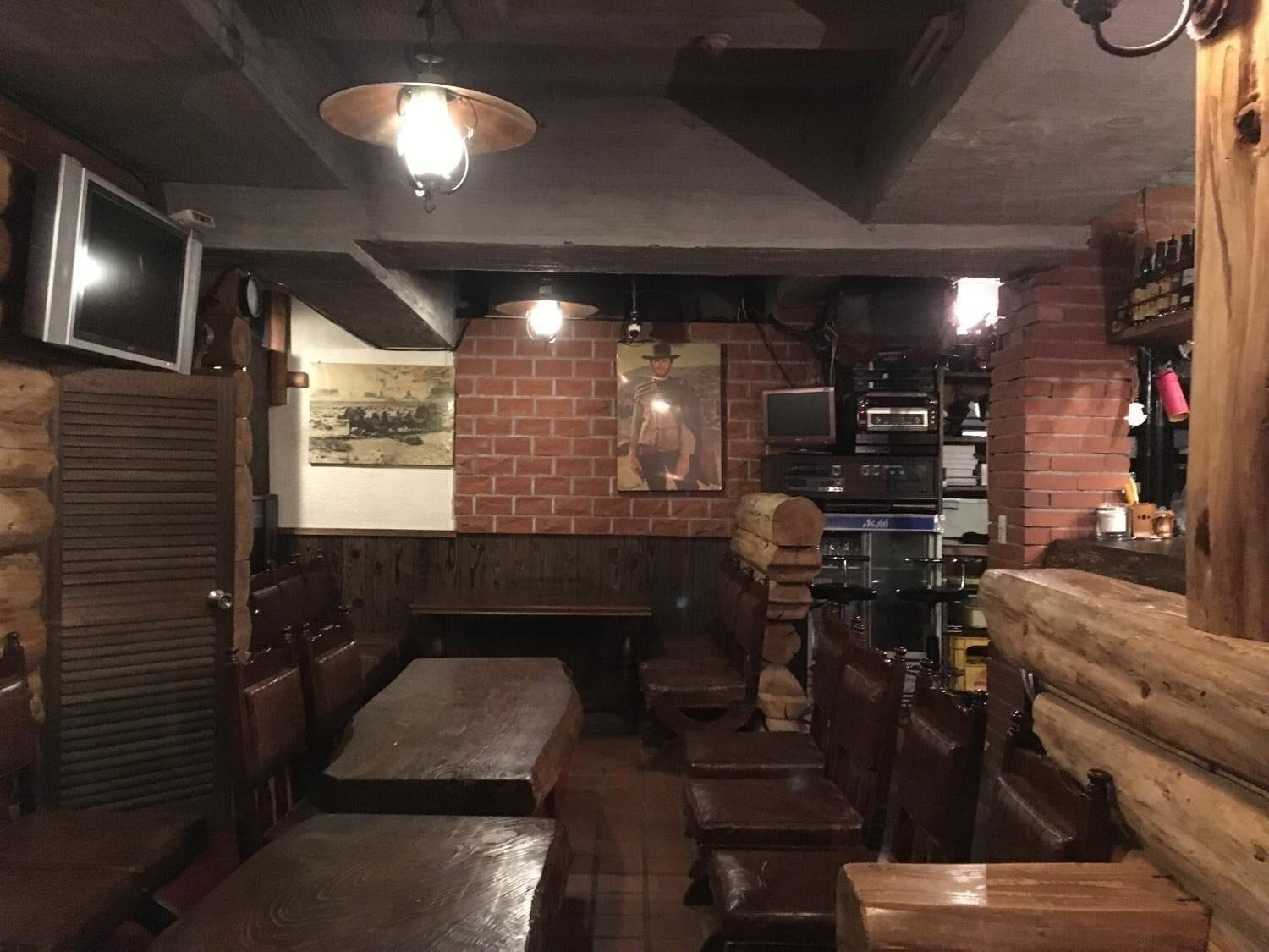 Vista Lobby Lodge Hunter