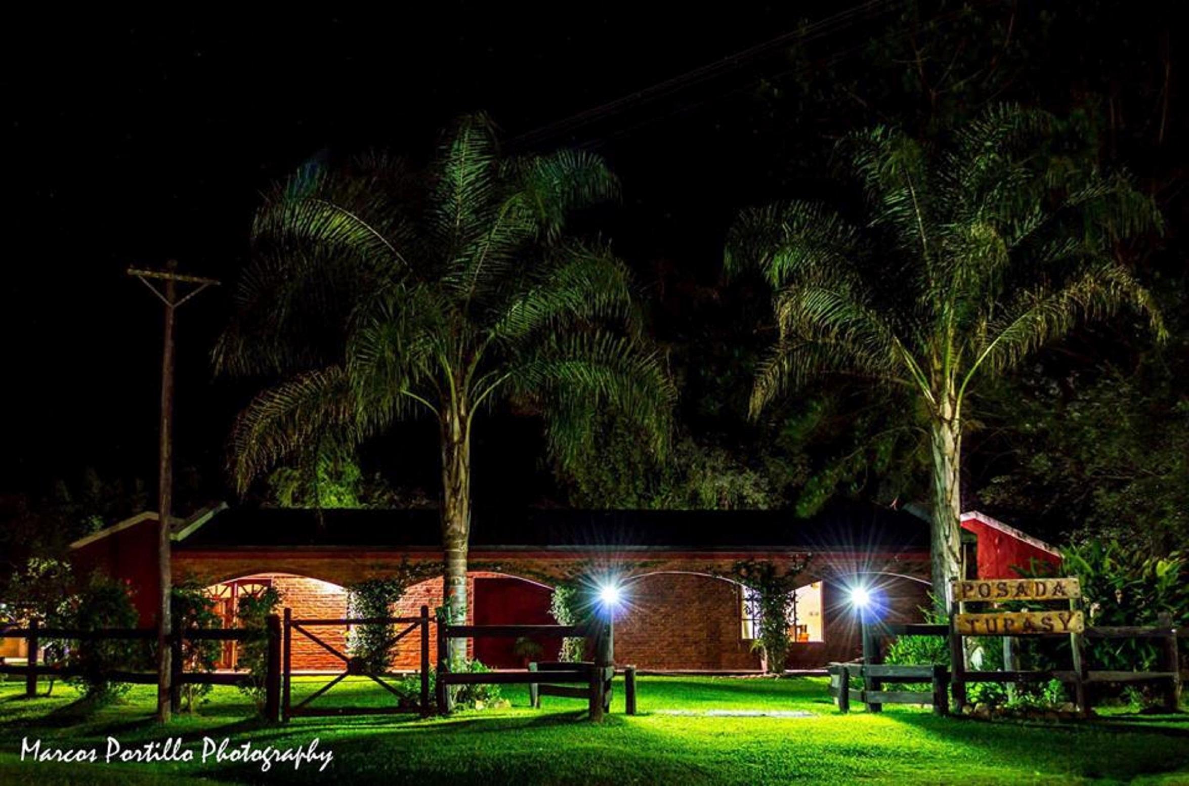 Vista Exterior Posada Tupasy