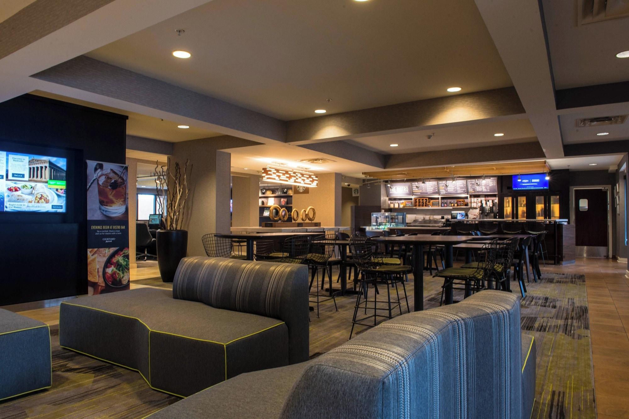 Vista Lobby Courtyard by Marriott Nashville at Opryland