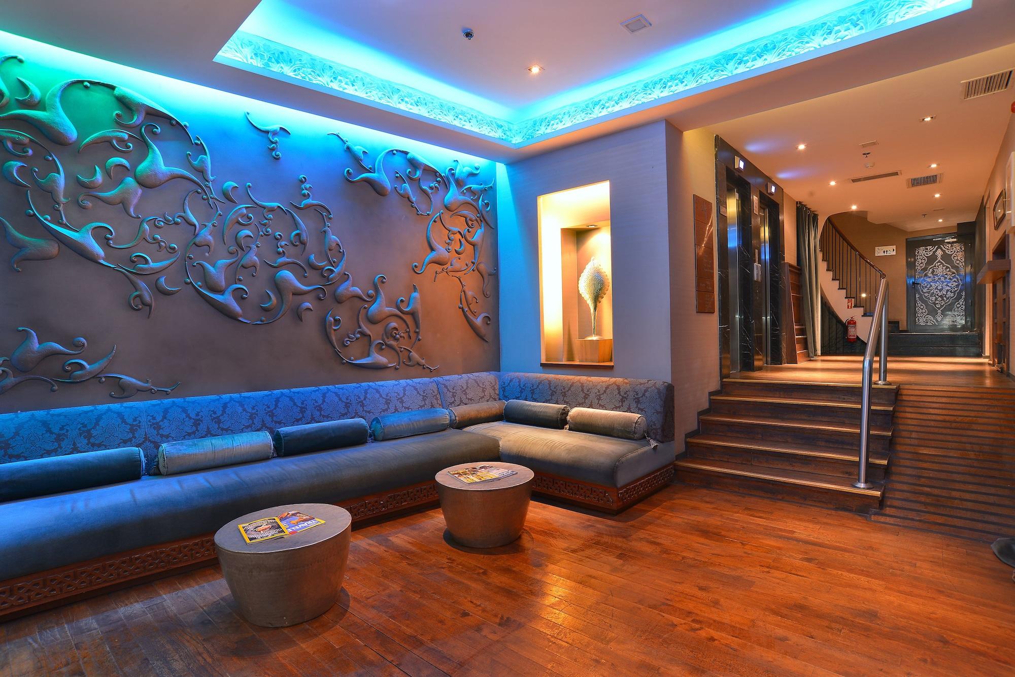 Vista Lobby Pera Tulip Hotel