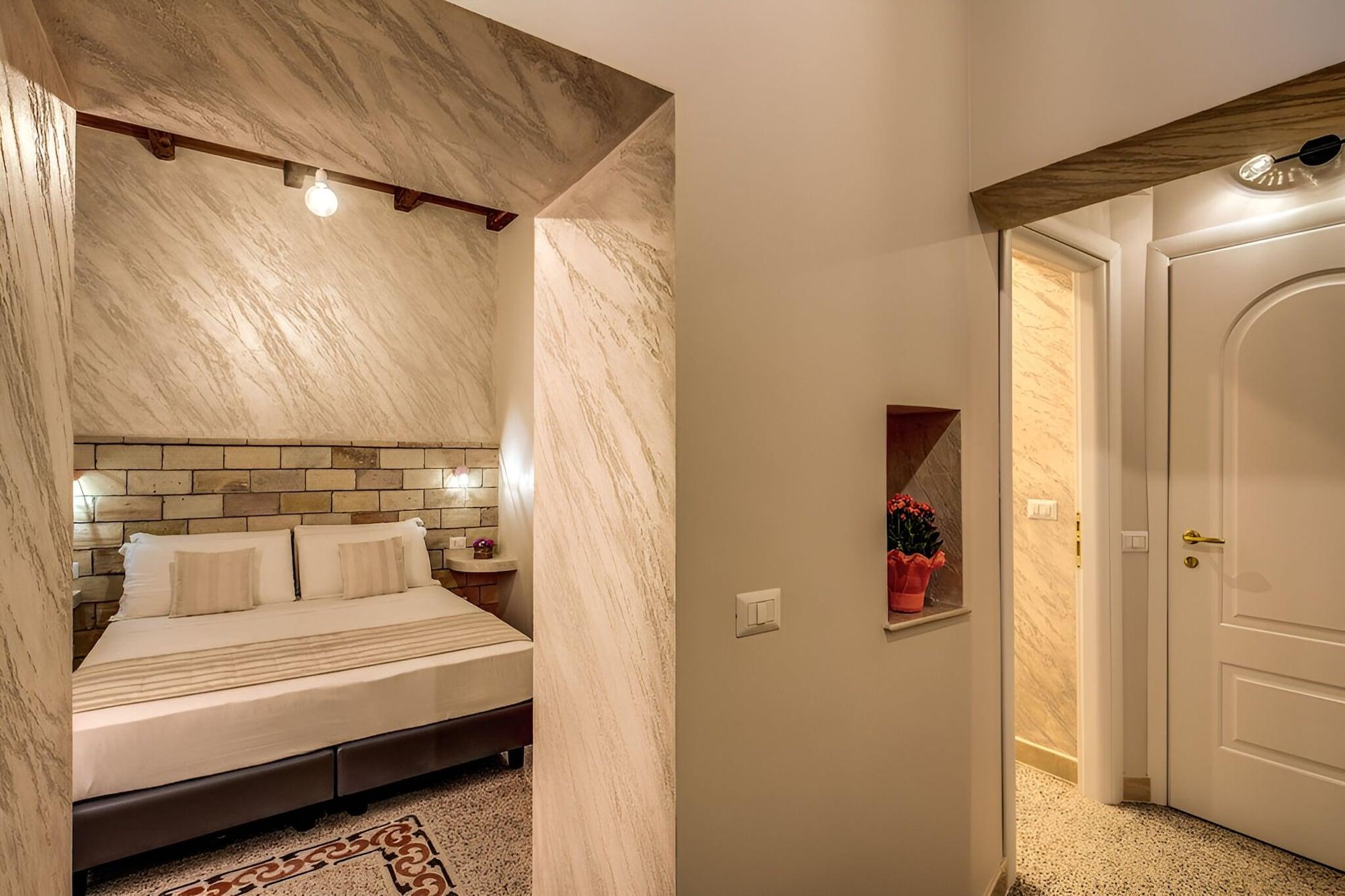Varios Colosseo Accomodation Room Guest House