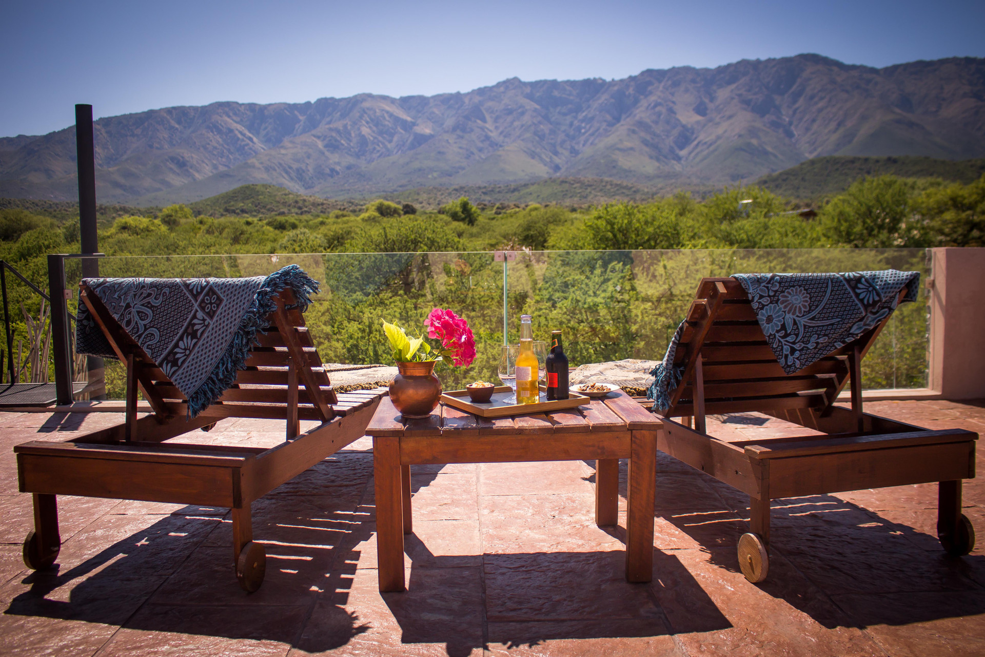 Balcón, patio o terraza Calma Nono Natural Suites