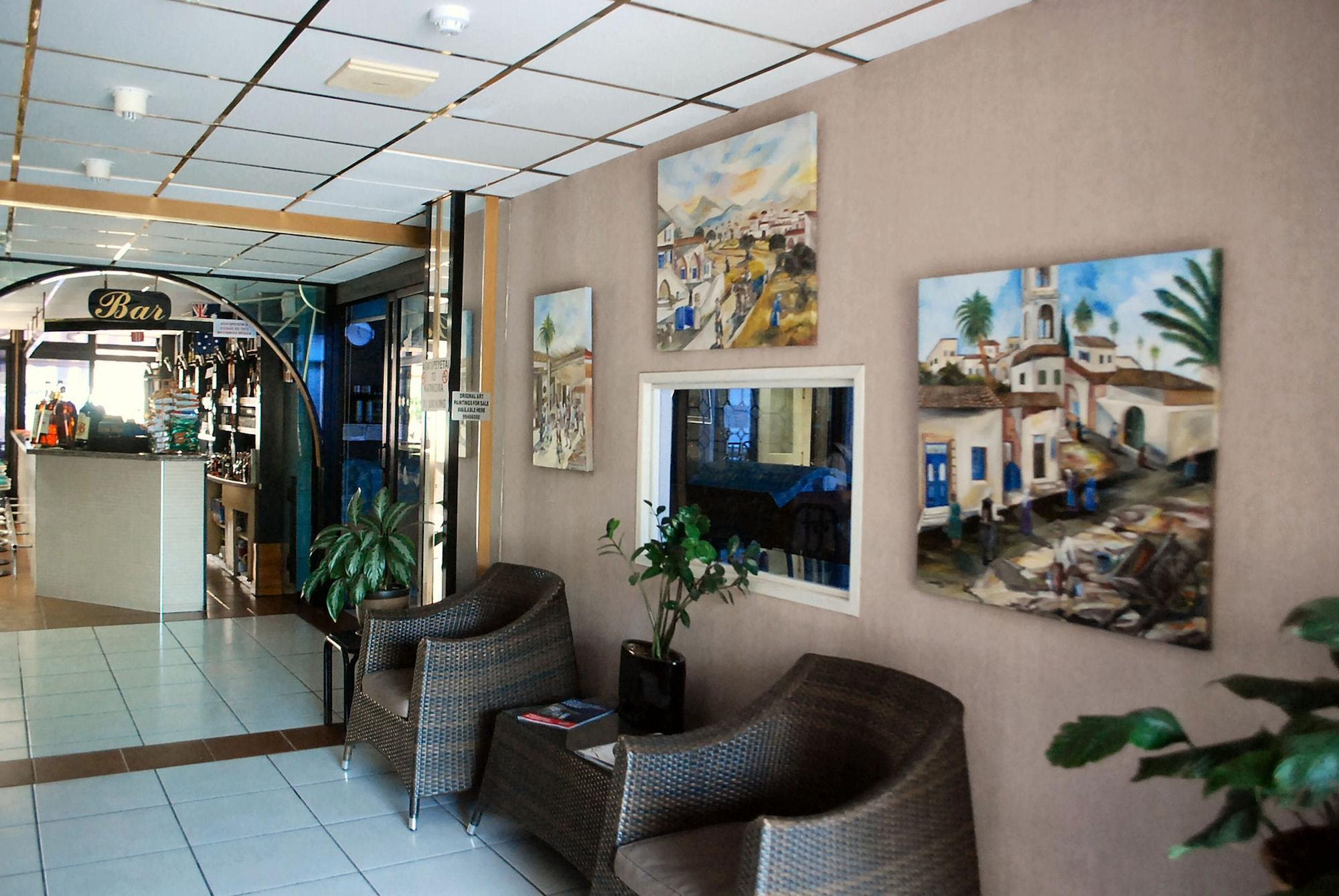 Vista Lobby San Remo Hotel