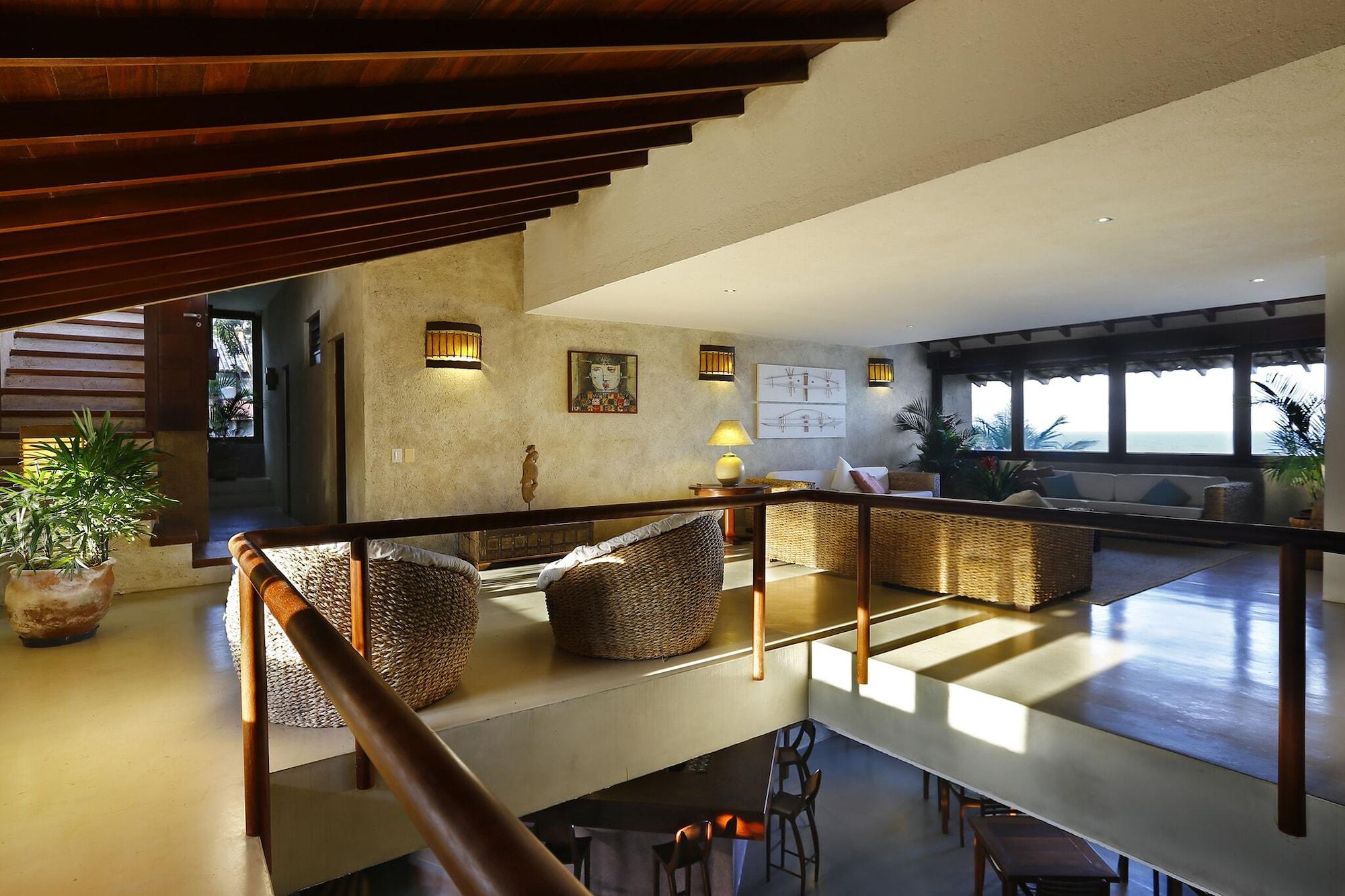 Vista Lobby Maitei Hotel