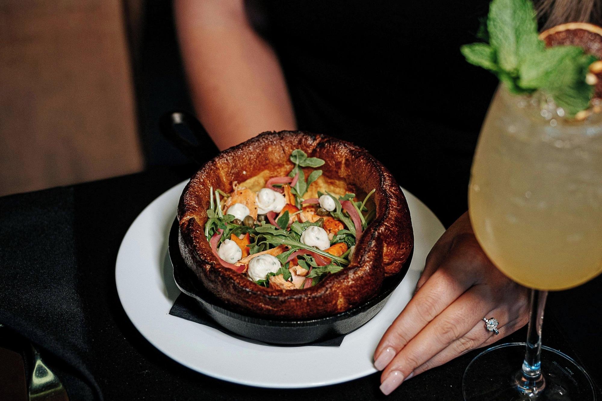 Restaurant The Westin Wall Centre, Vancouver Airport