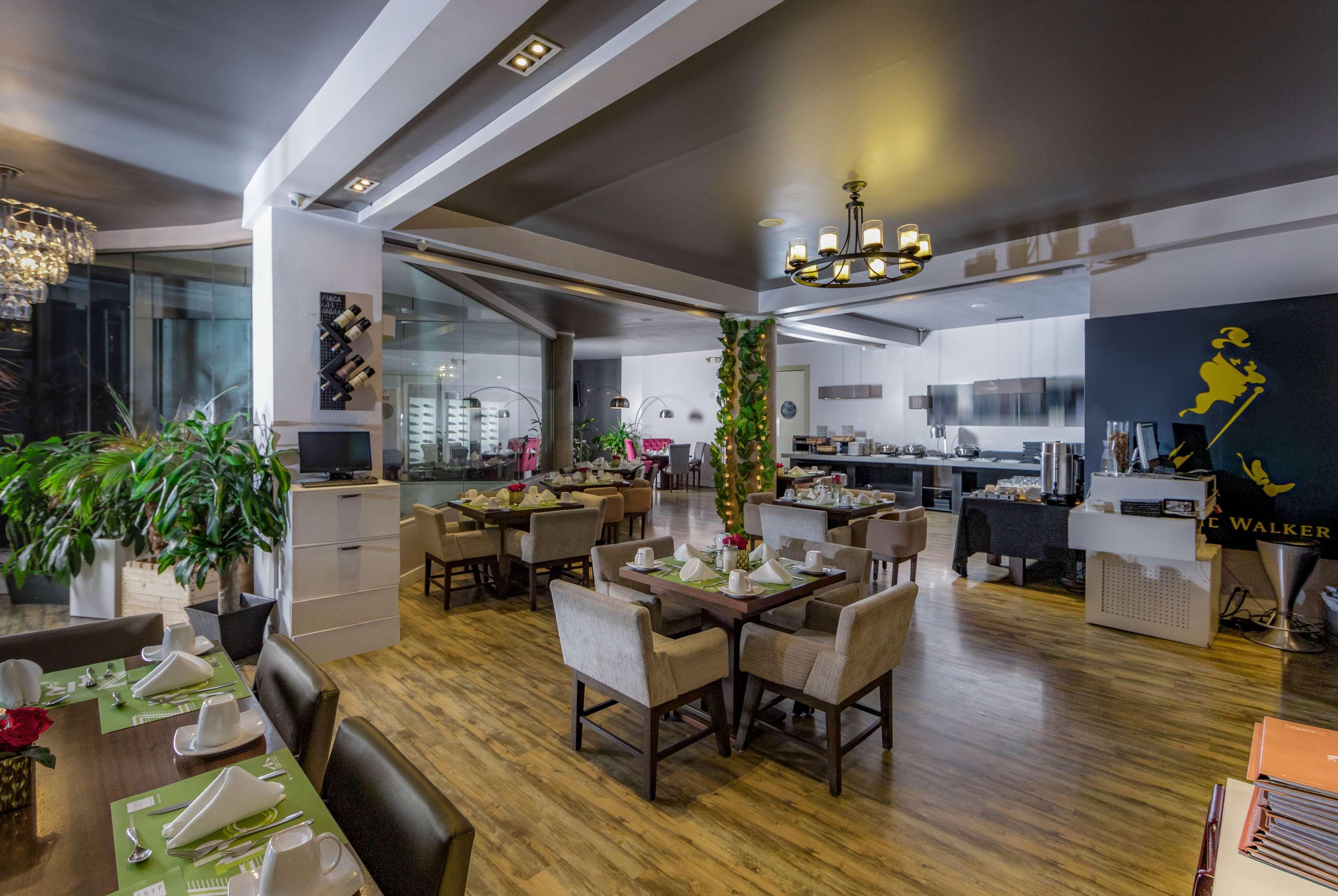 Restaurant TRYP by Wyndham Cuenca Zahir