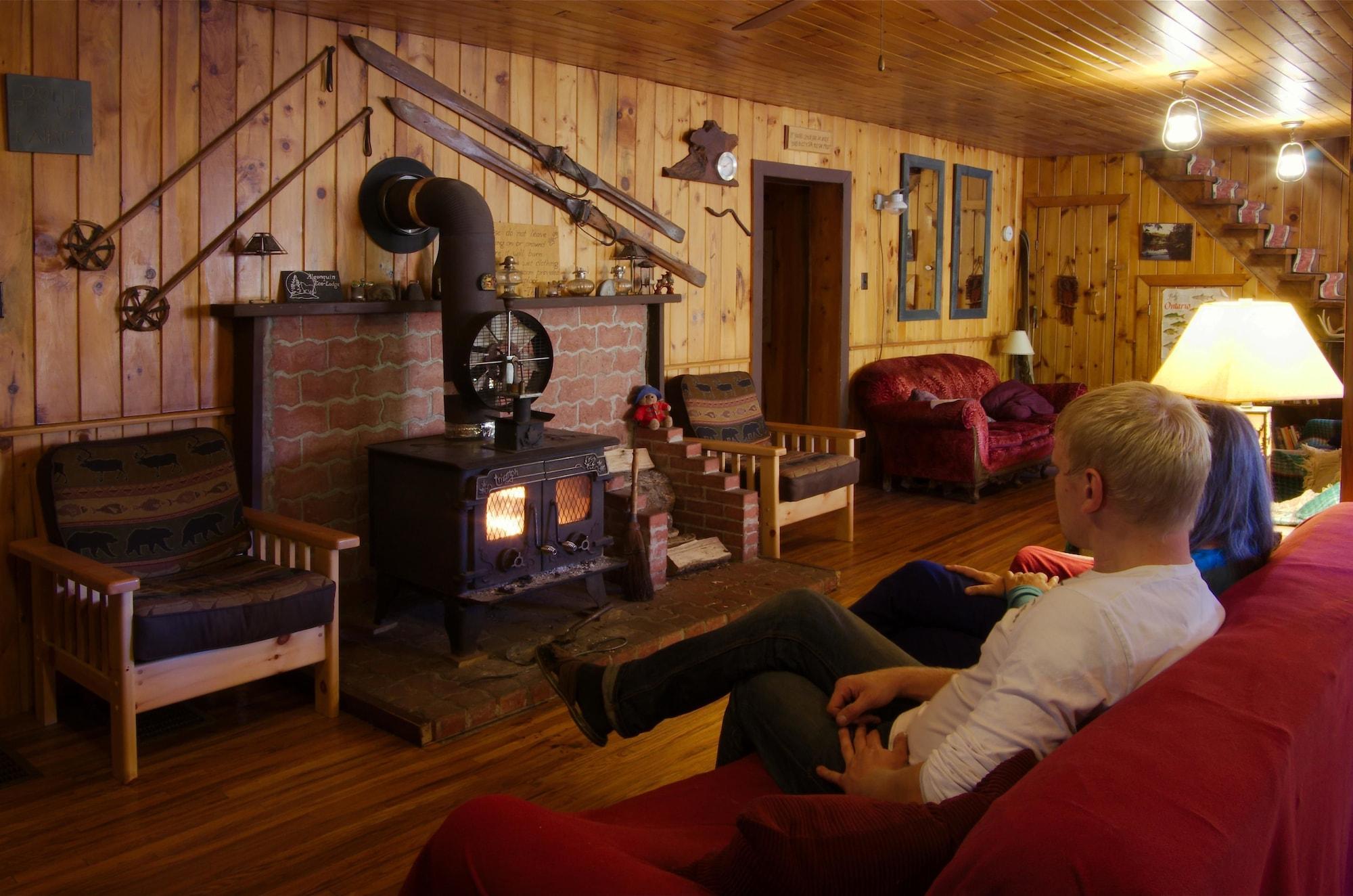 Vista Lobby Algonquin Eco-Lodge