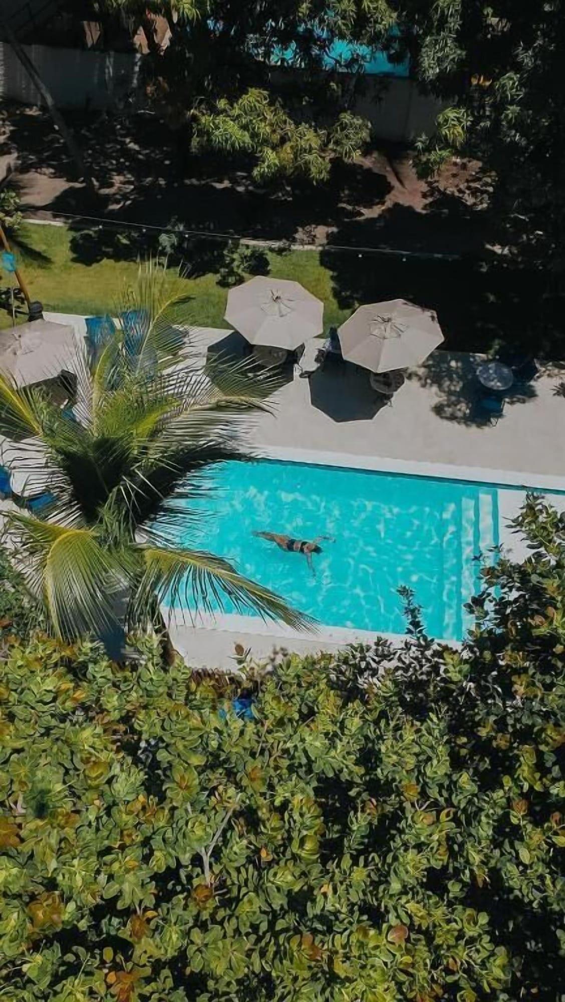 Vista Piscina Pousada Porto Verano