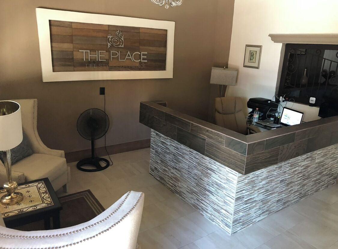 Vista Lobby BLACK TREE HOTEL BOUTIQUE