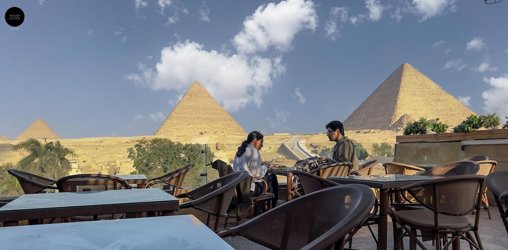 Varios Giza Pyramids View Inn