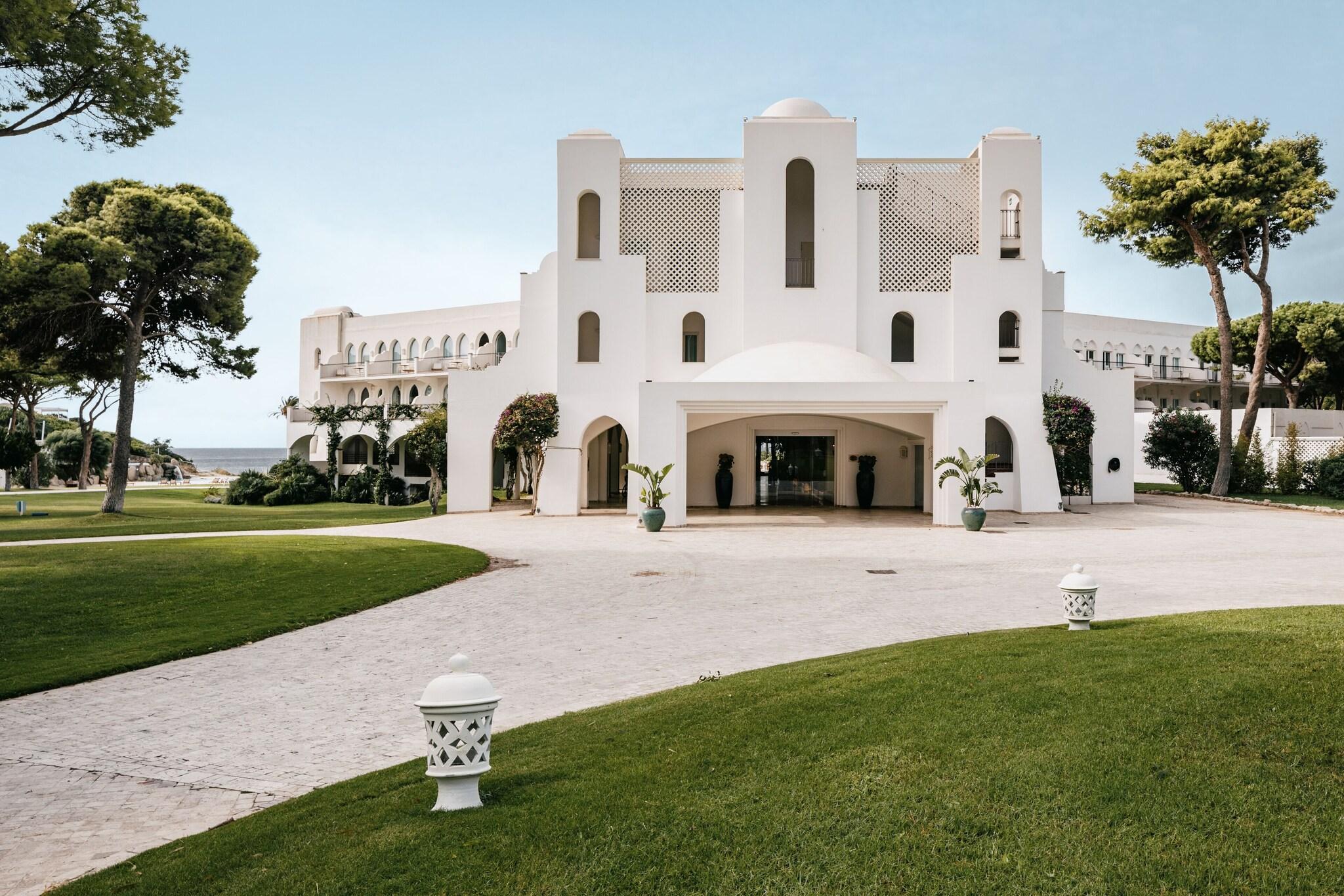 Vista Exterior Falkensteiner Resort Capo Boi