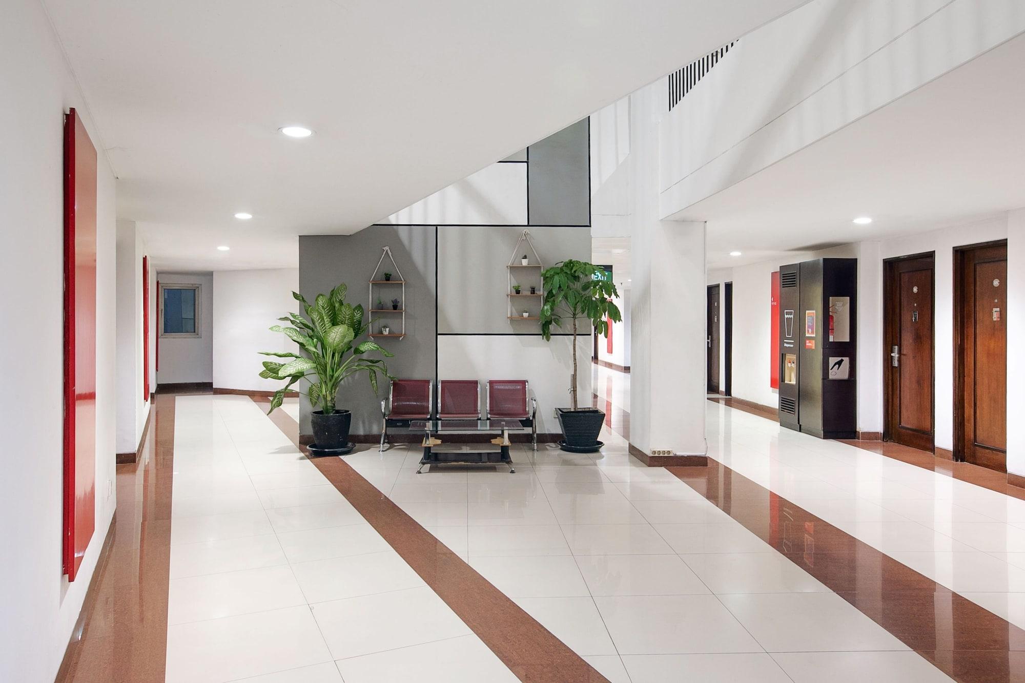 Vista Lobby Amaris Hotel - Bandara Soekarno Hatta